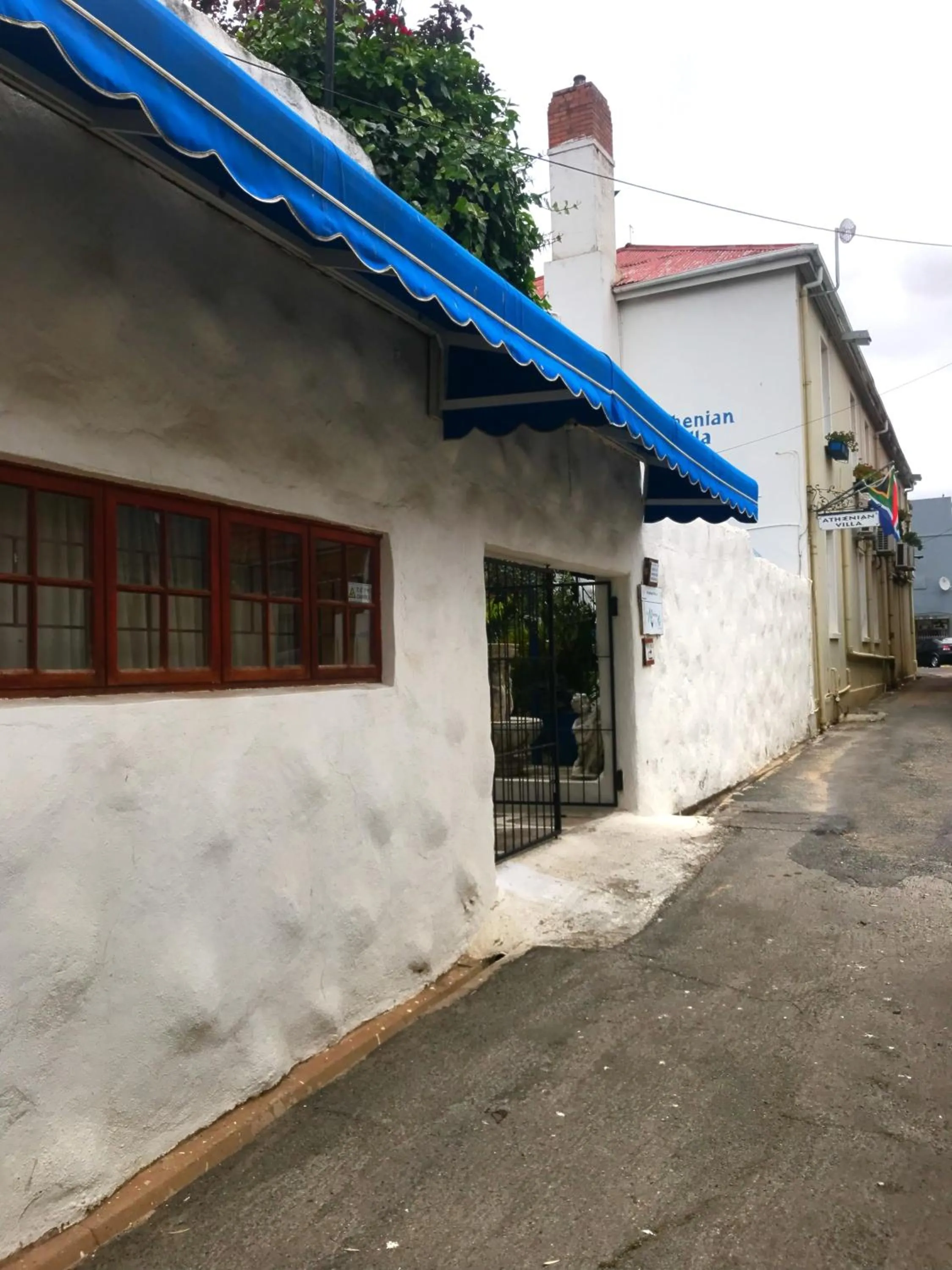 Property building in Athenian Villa