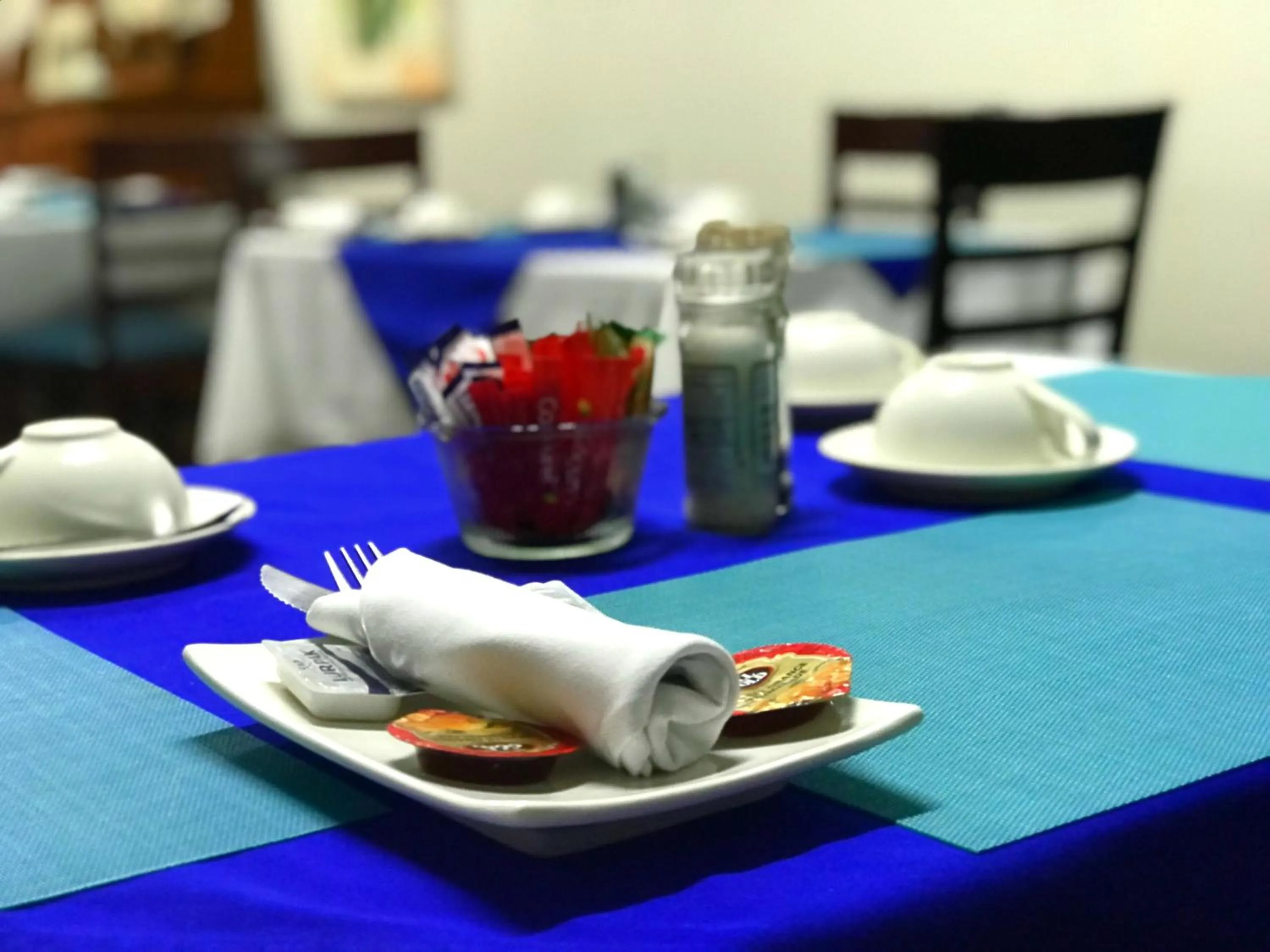 Restaurant/places to eat in Athenian Villa