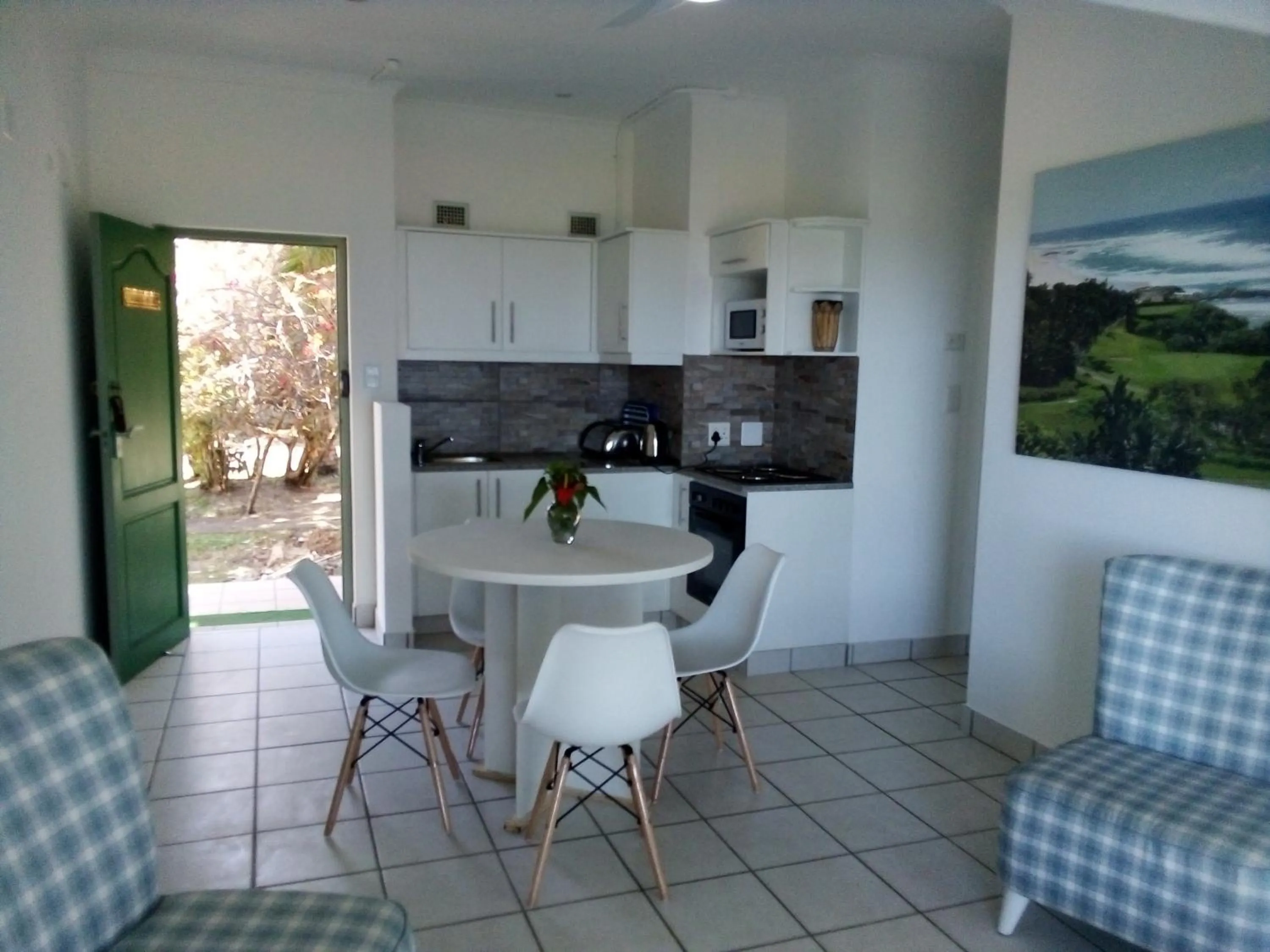 Kitchen or kitchenette in Albatross Guesthouse