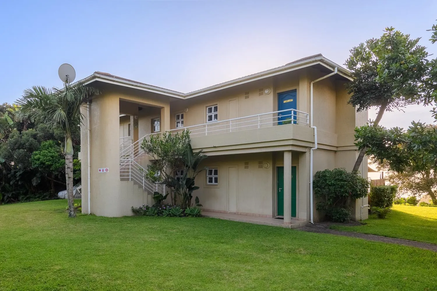 Property building in Albatross Guesthouse