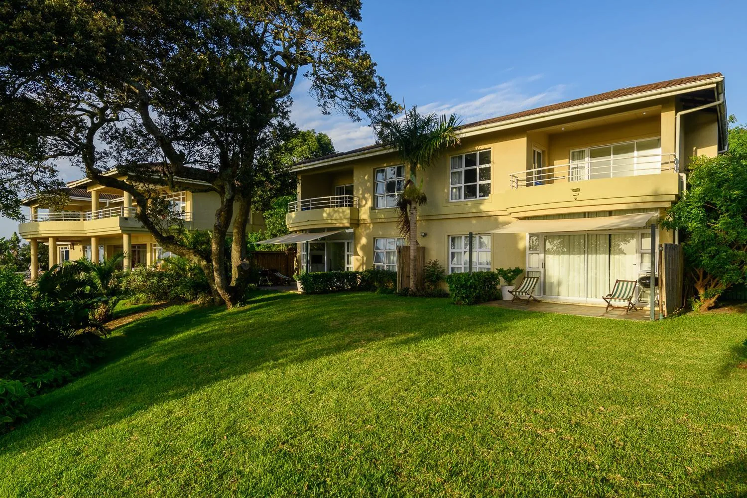 Property building in Albatross Guesthouse