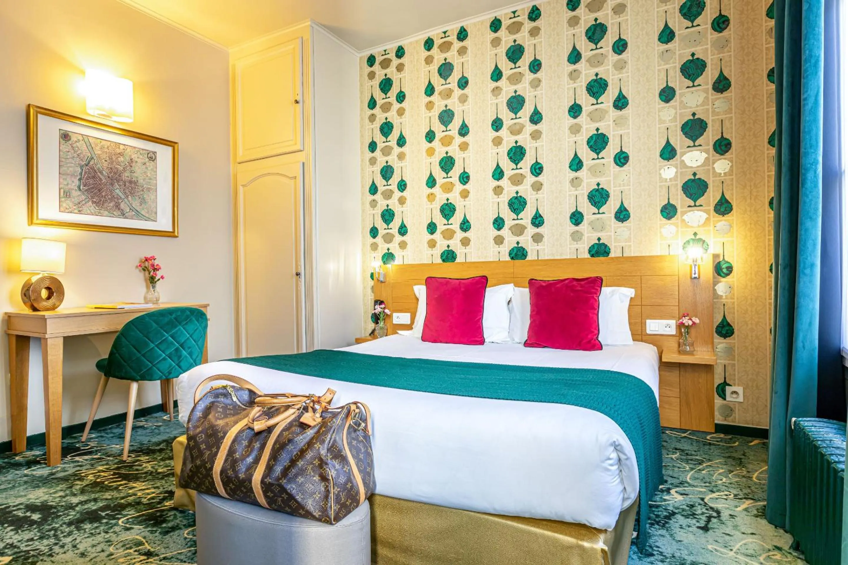 Bed in Hotel Romance Malesherbes by Patrick Hayat