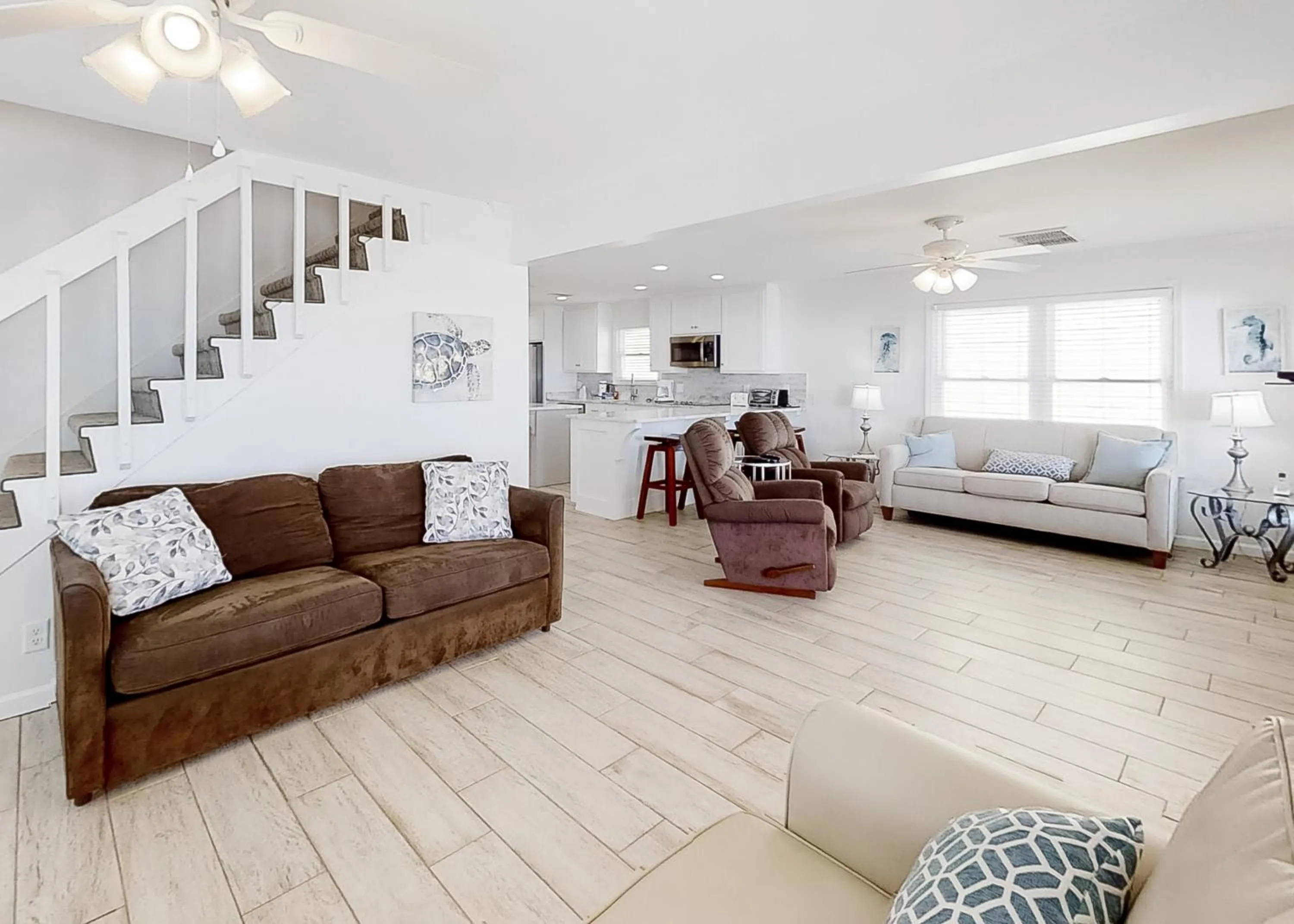 Ala. White Sands by Meyer Vacation Rentals