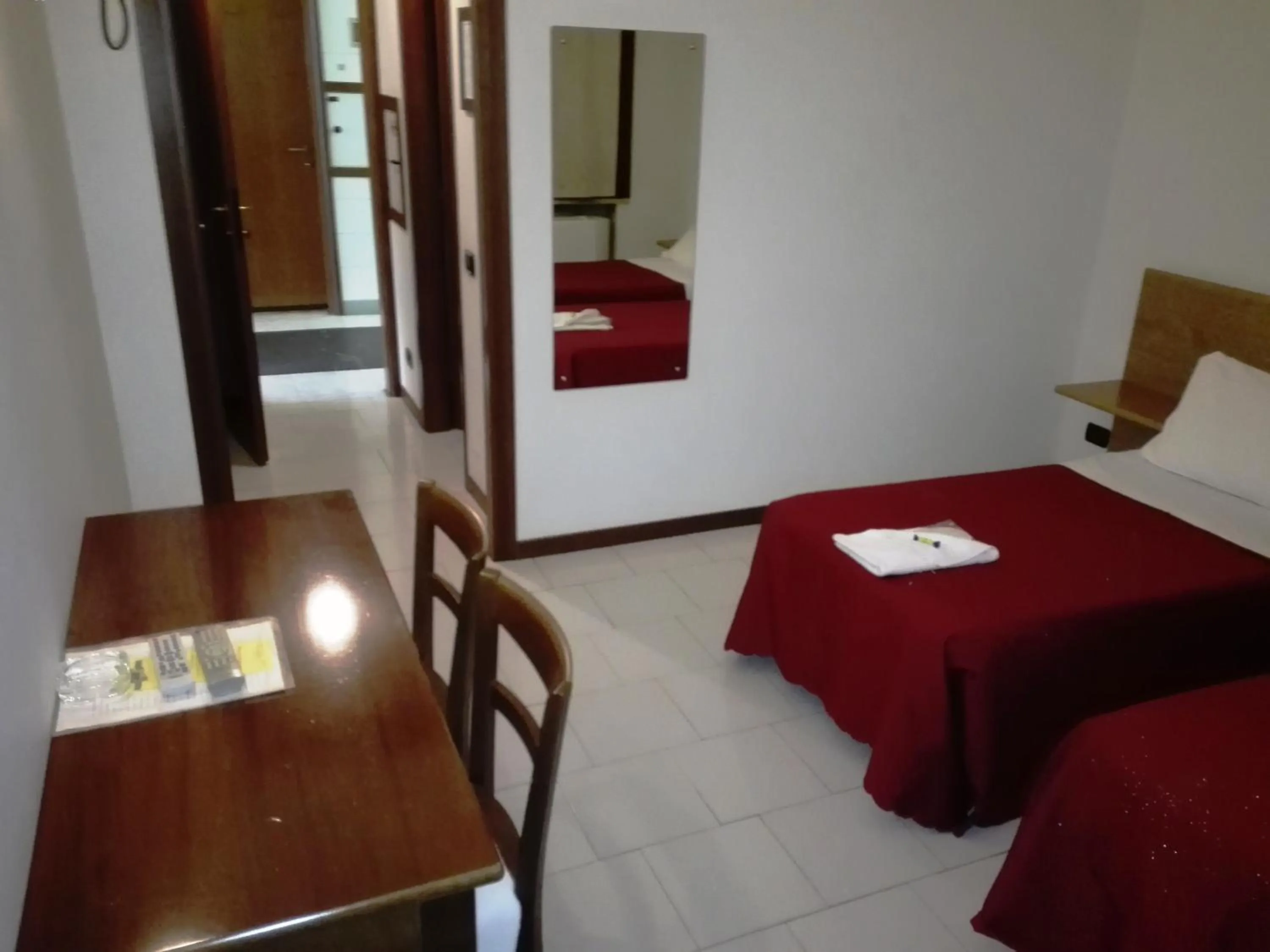 Bed in Hotel Motel Est