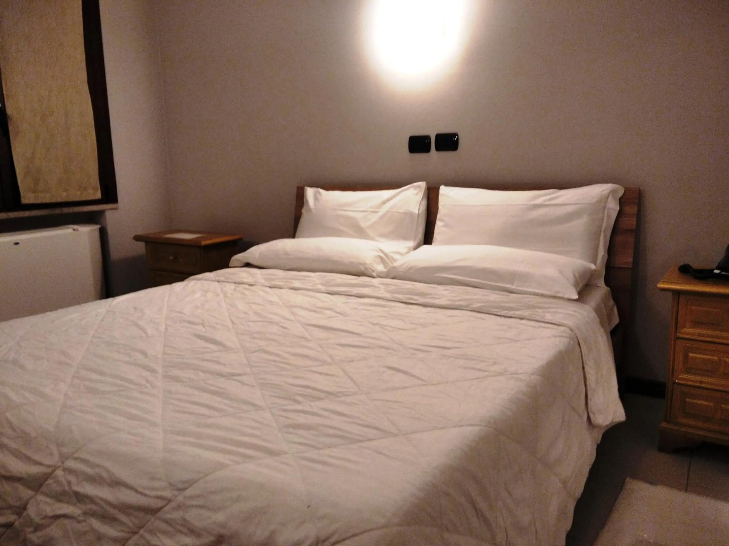 Bed in Hotel Motel Est