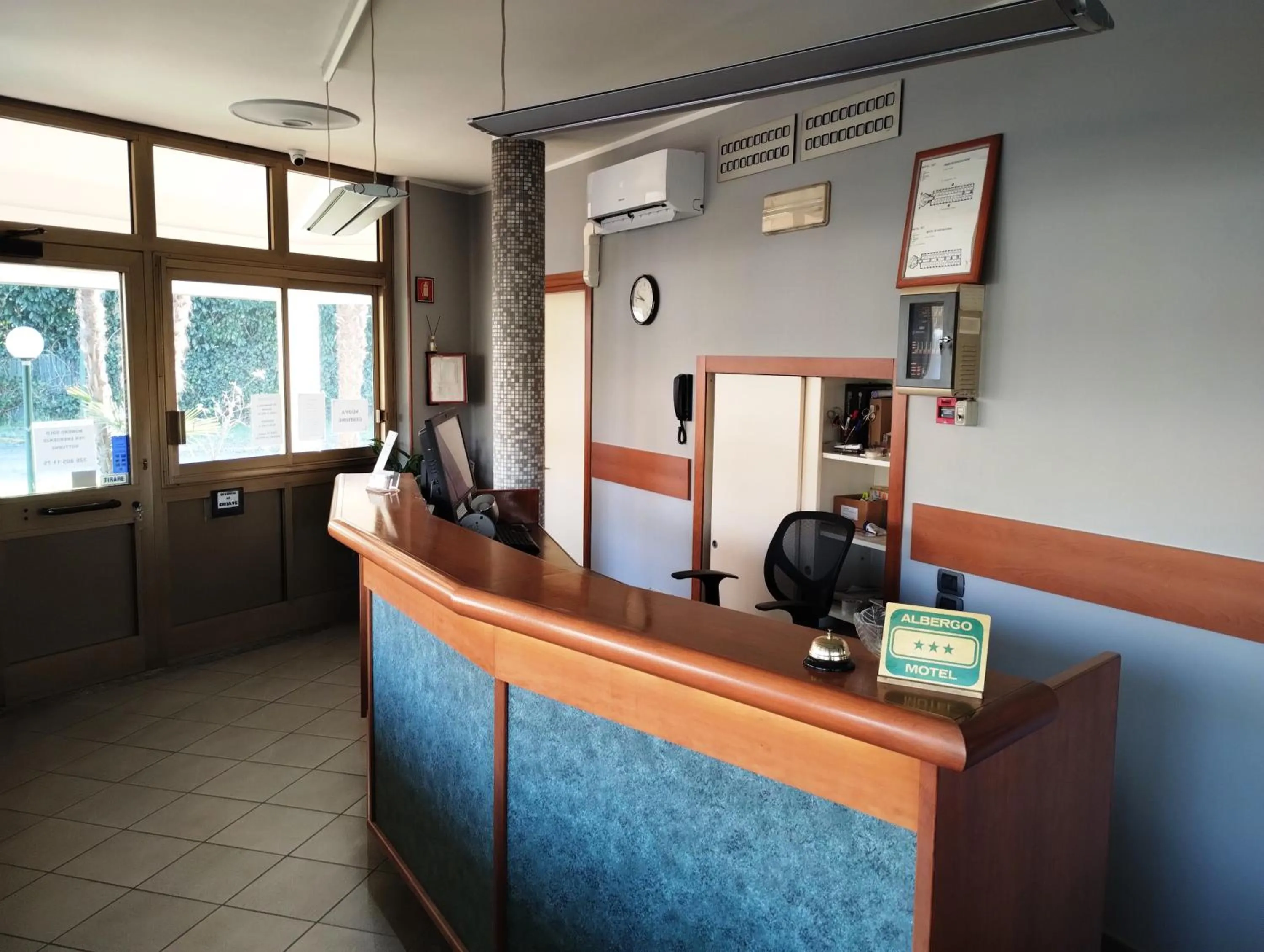 Lobby or reception in Hotel Motel Est