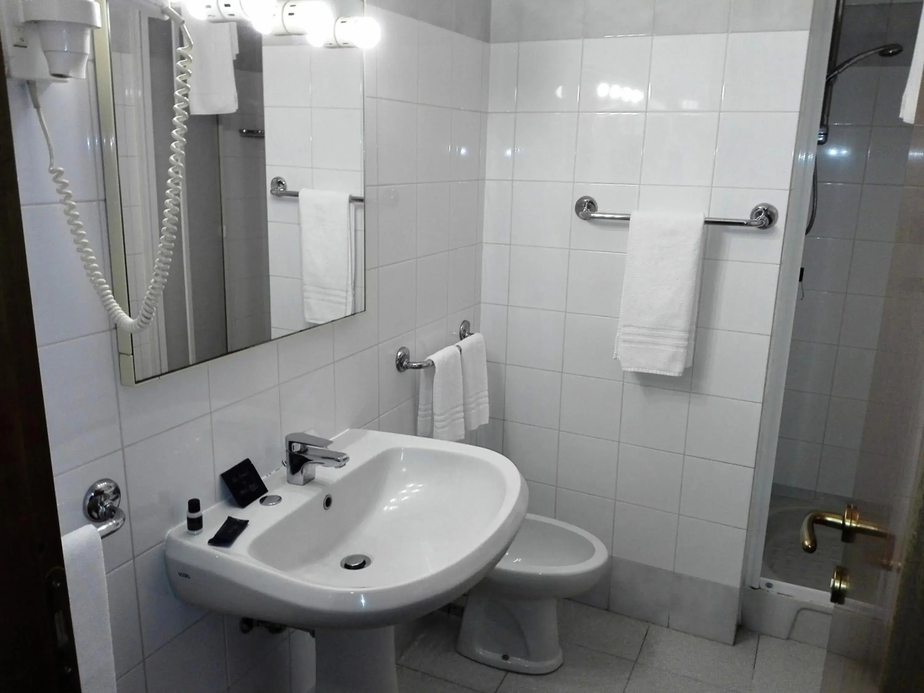 Double Room Single Use in Hotel Motel Est Double Room Single Use in Hotel Motel Est