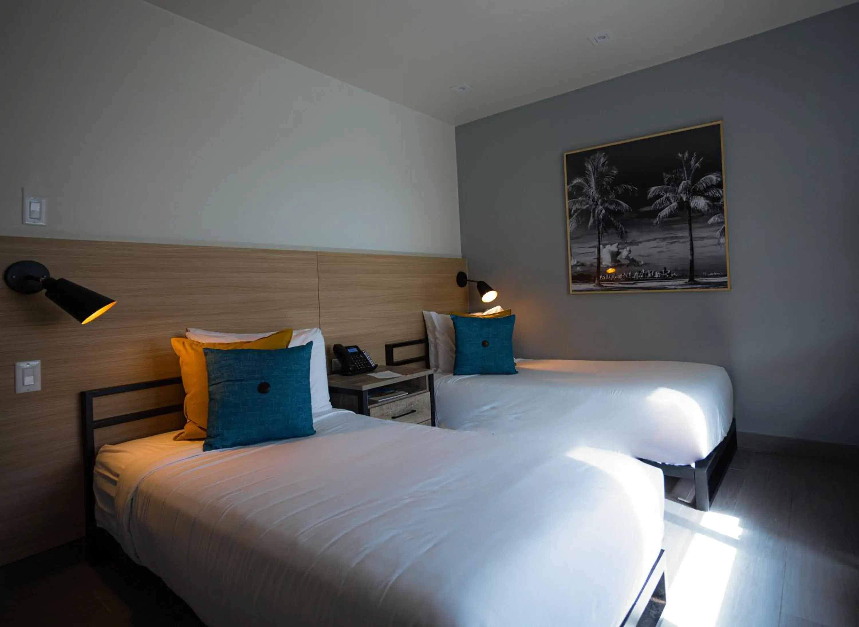 Fresh Double Twin Room in The Ivy Hotel Fresh Double Twin Room in The Ivy Hotel