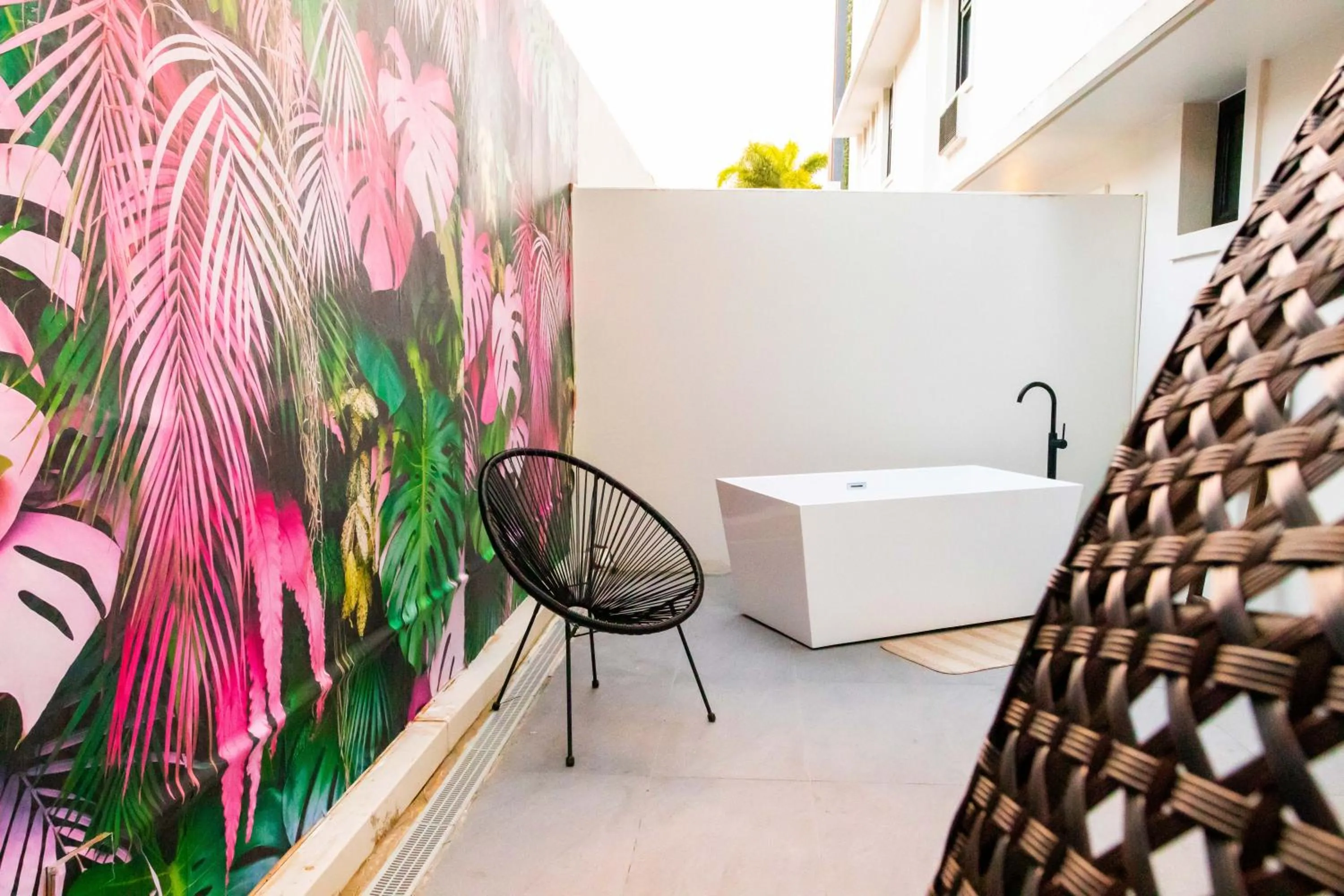 Patio in The Ivy Hotel