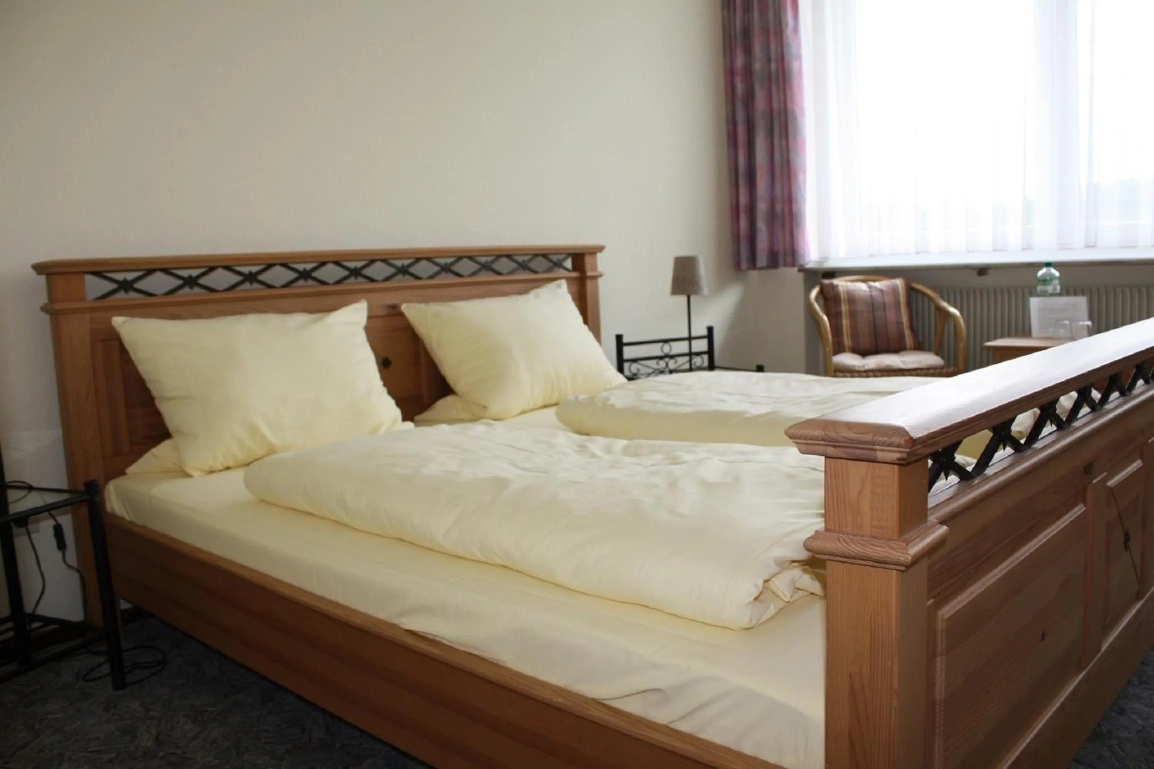 Decorative detail, Bed in Hotel am Siebenpfennigsknapp