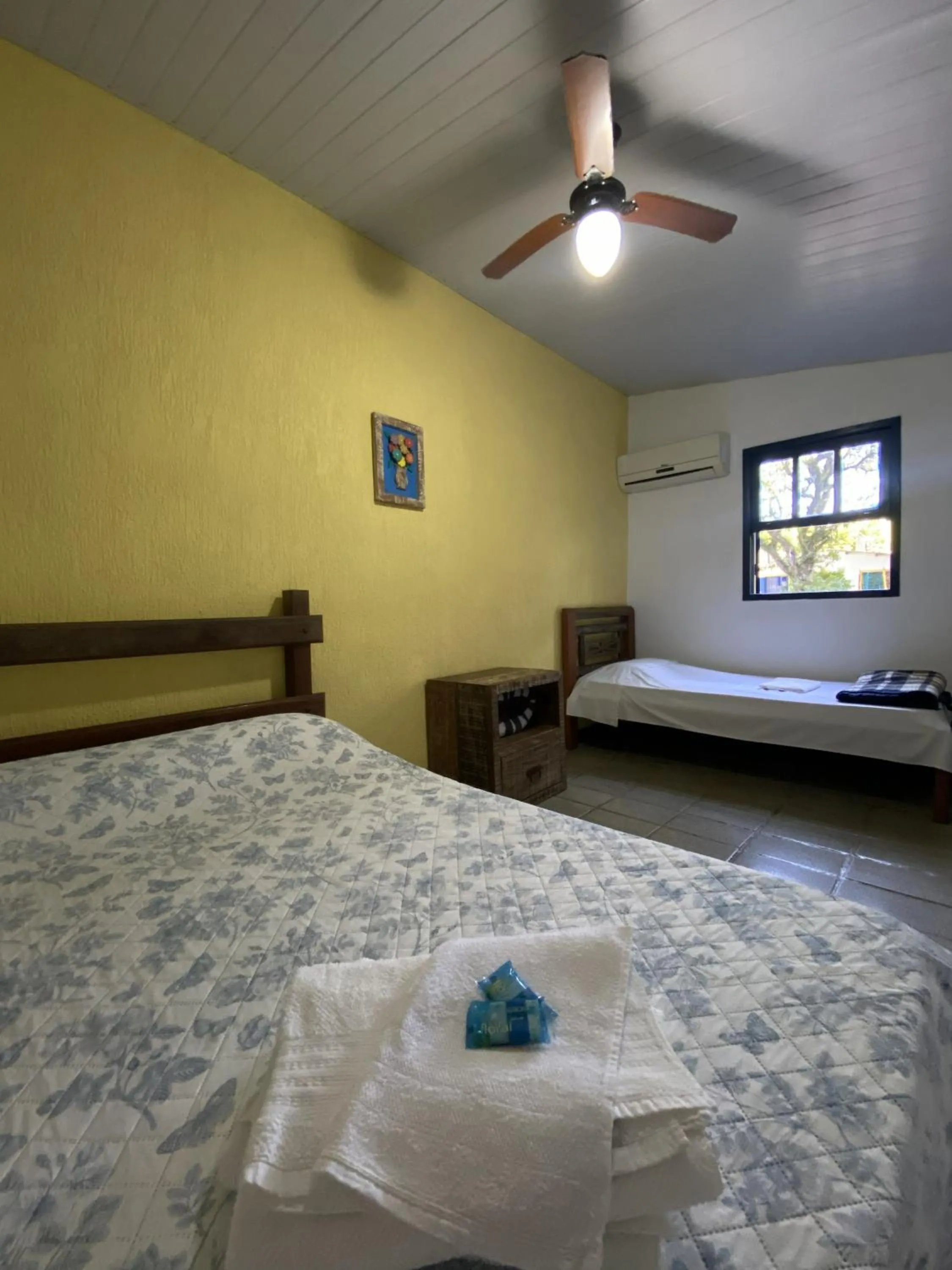 Bedroom, Bed in Pousada Ypê Amarelo