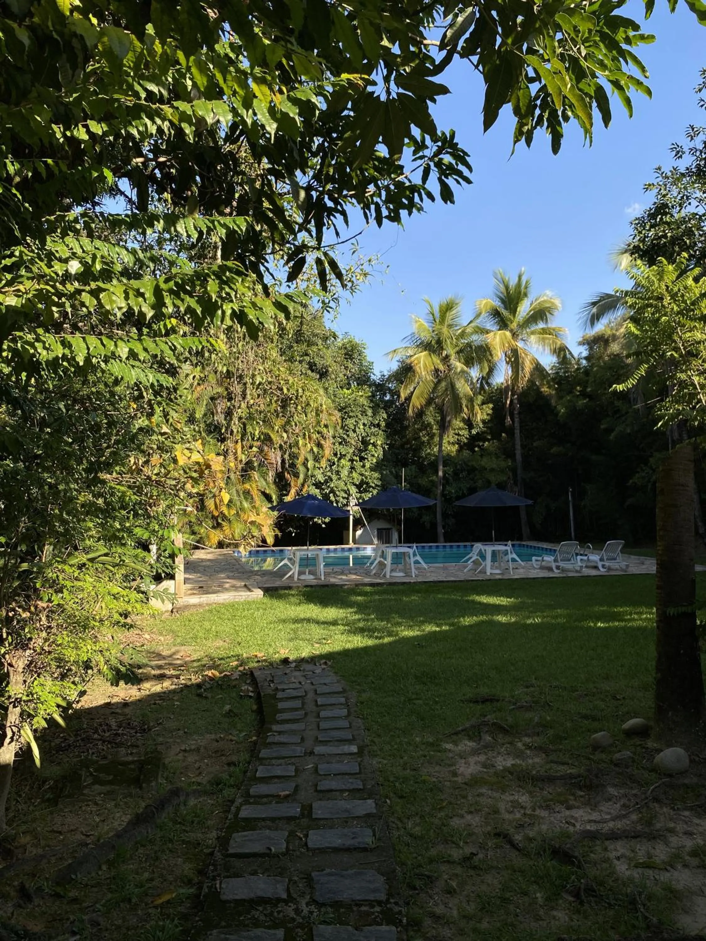 Swimming pool in Pousada Ypê Amarelo