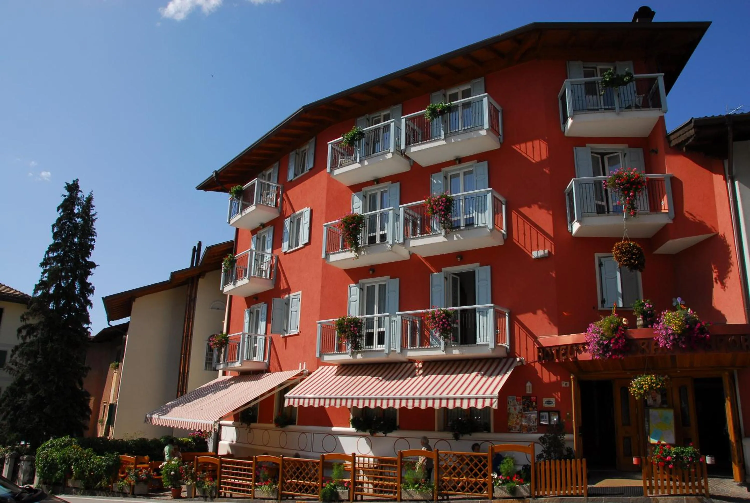 Facade/entrance in Hotel Sport