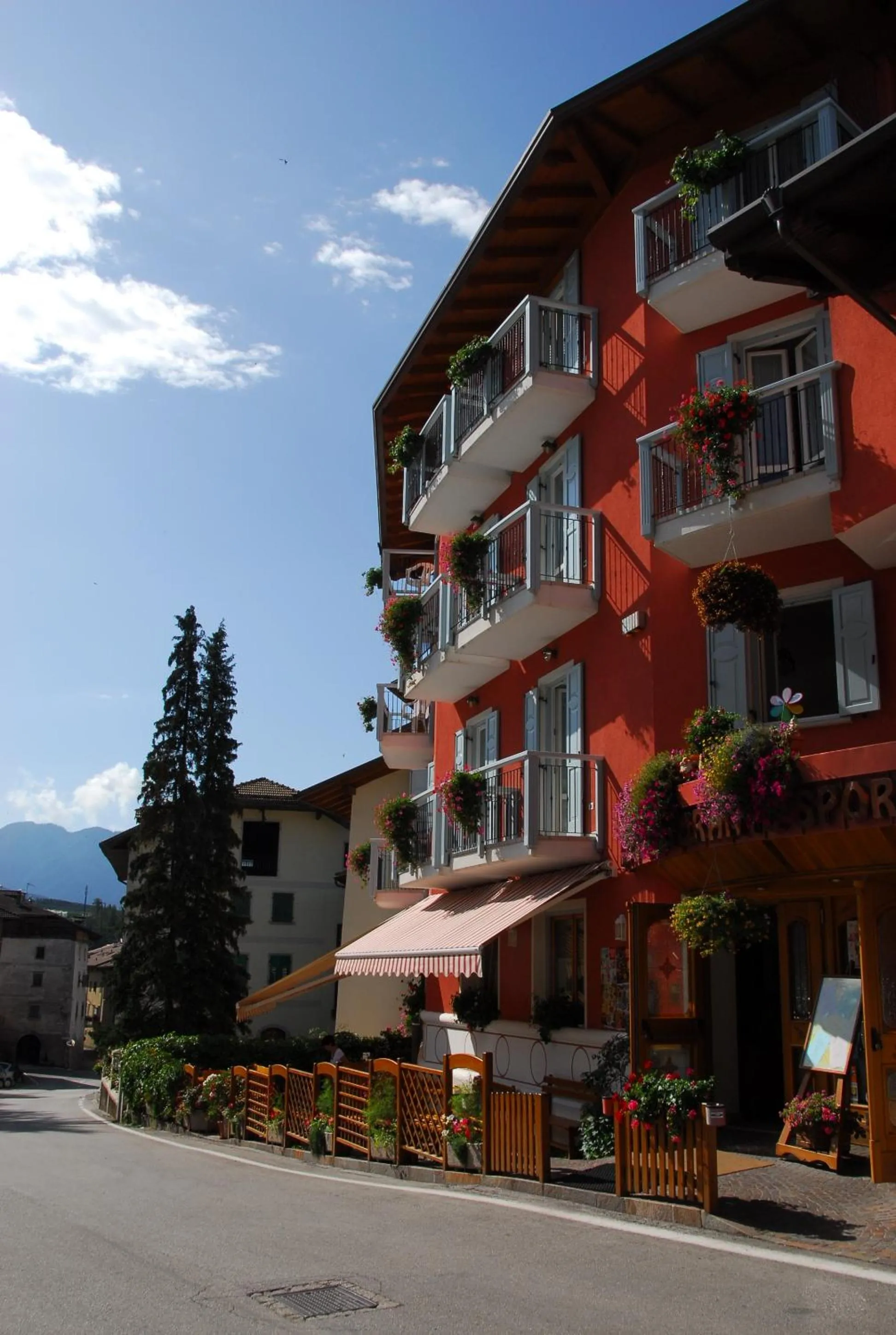 Facade/entrance in Hotel Sport