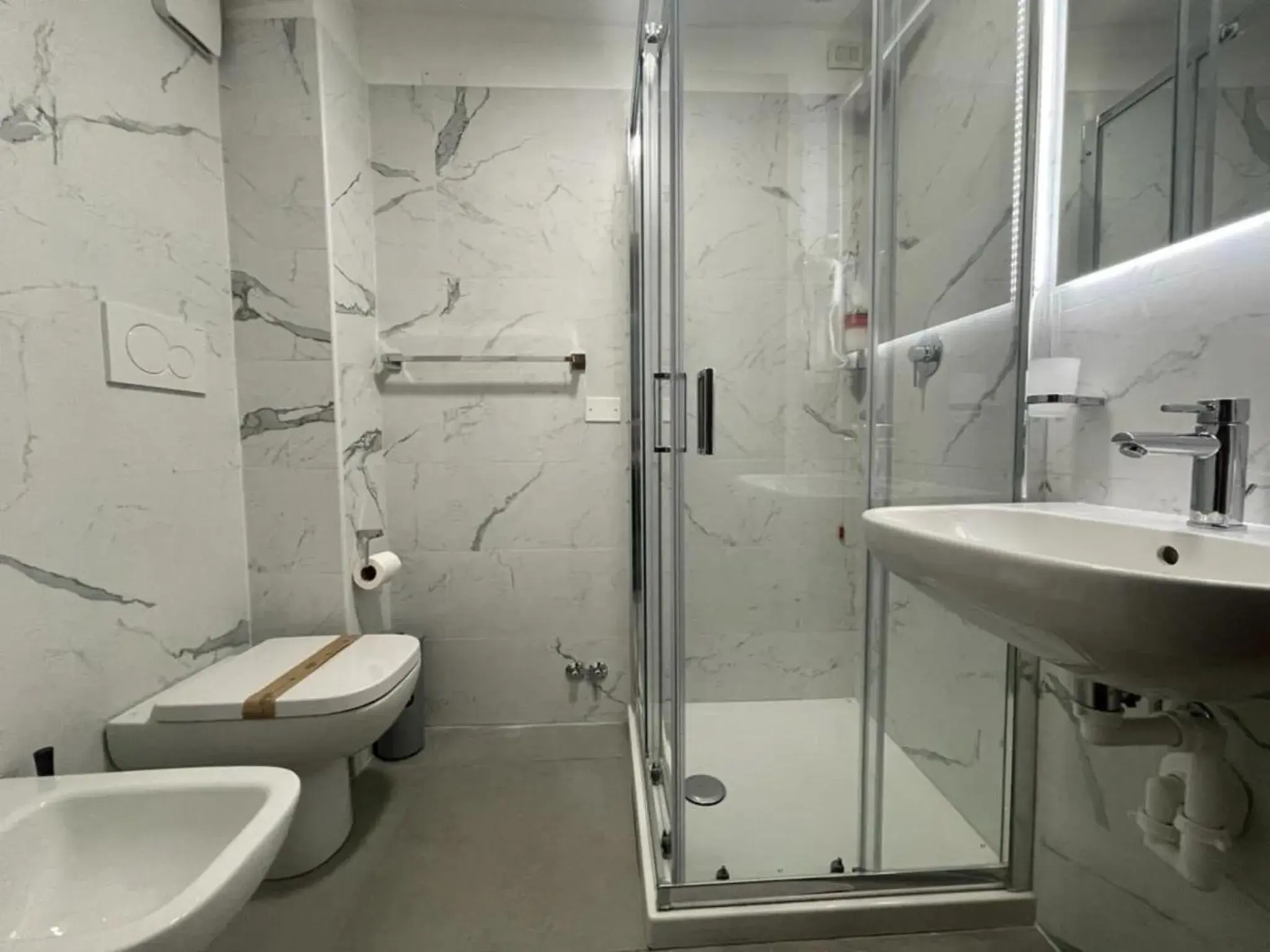 Shower, Bathroom in Hotel Convertini