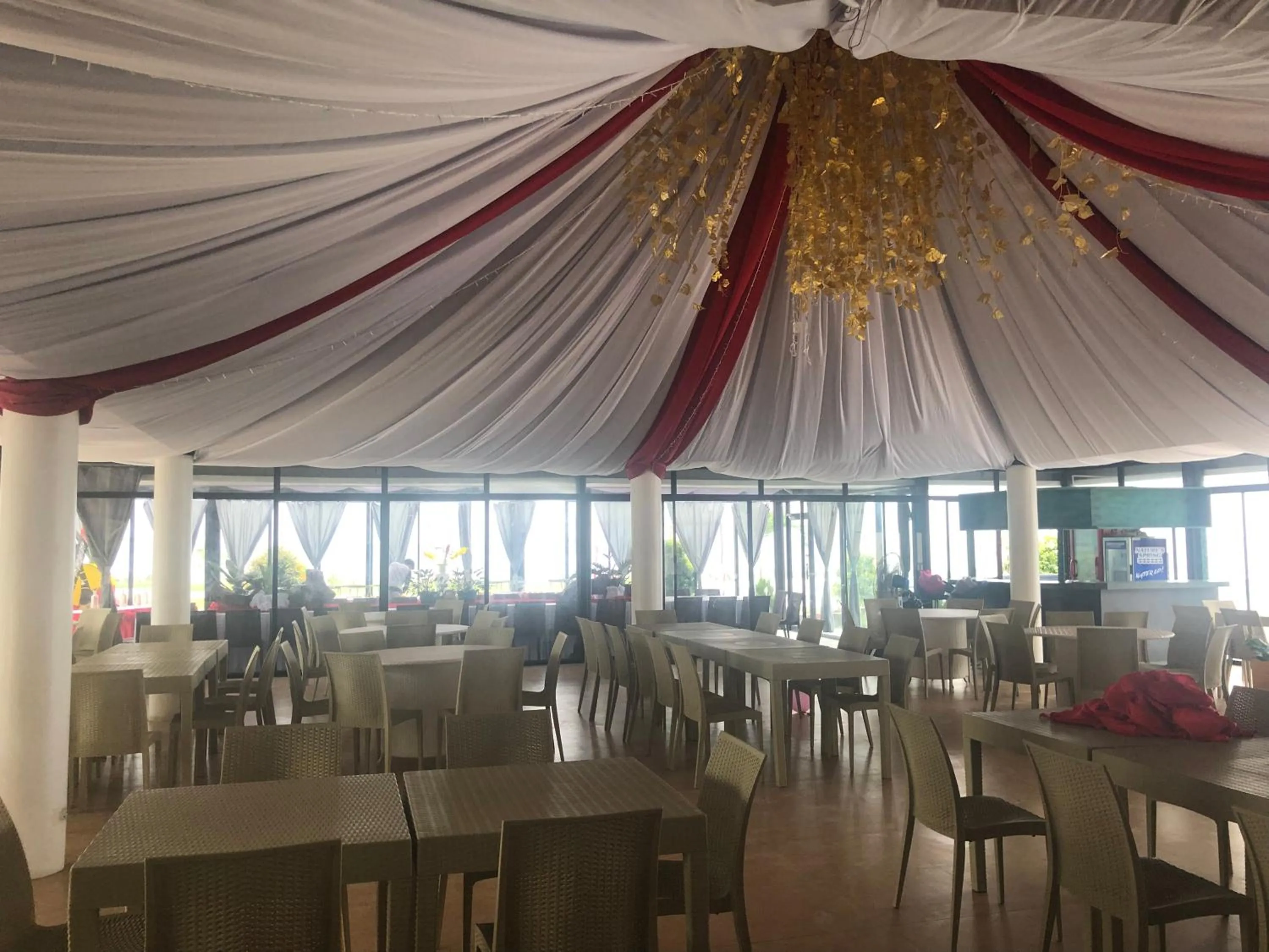 Restaurant/places to eat in Acapulco Resort