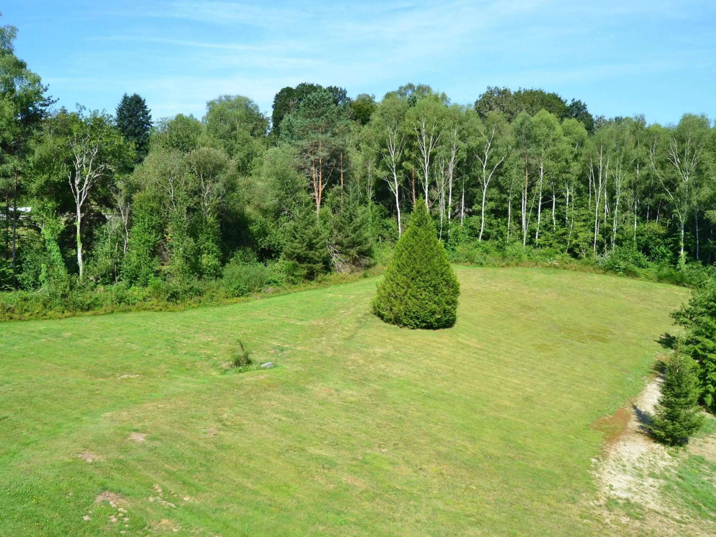 Property building in ibis Egletons