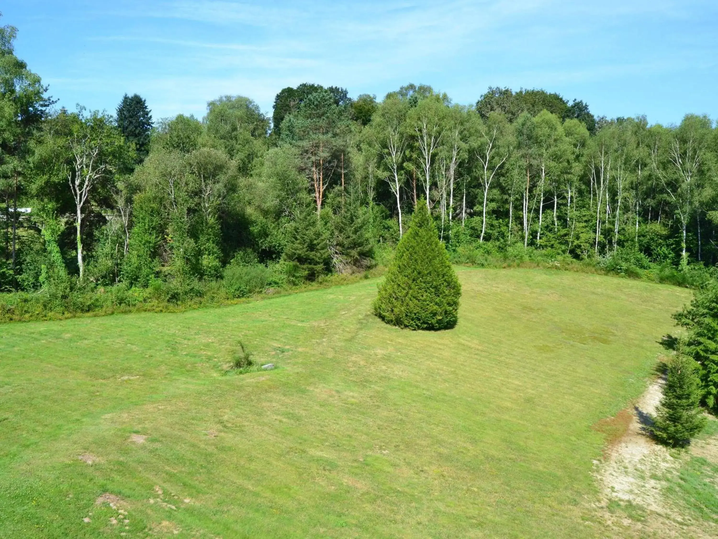 Property building in ibis Egletons Property building in ibis Egletons