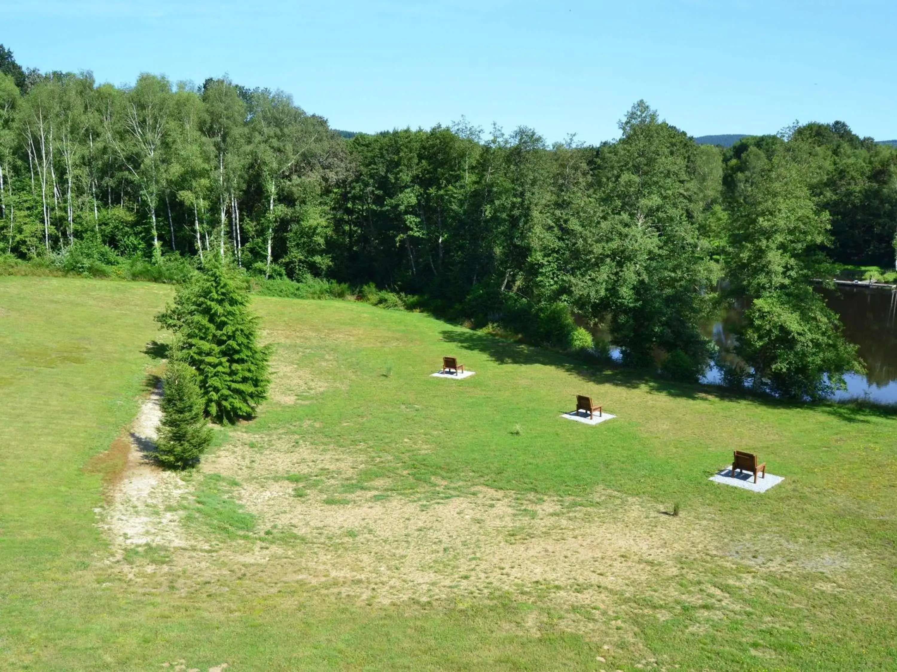 Property building in ibis Egletons Property building in ibis Egletons