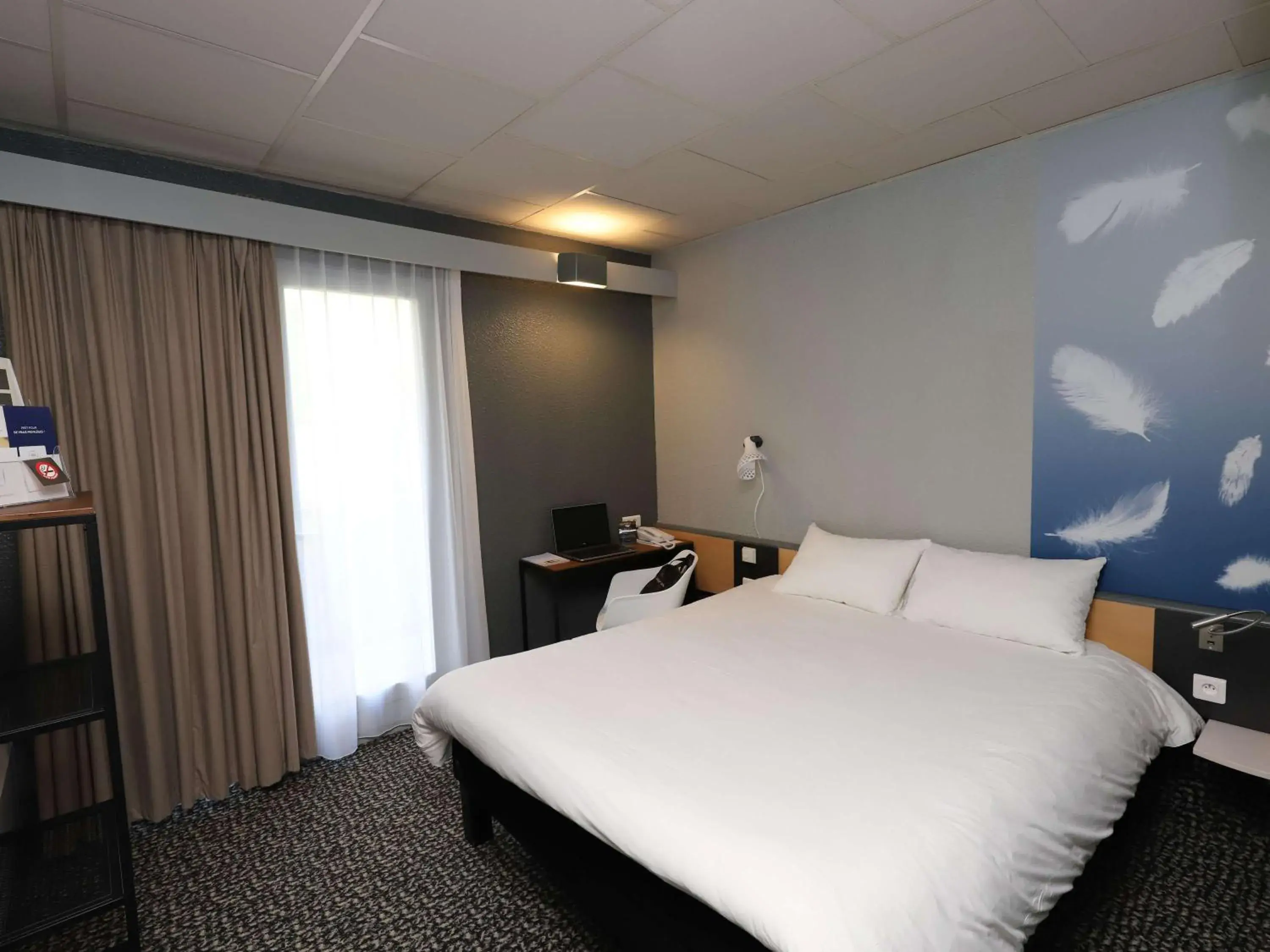 Bedroom, Bed in ibis Egletons Bedroom, Bed in ibis Egletons