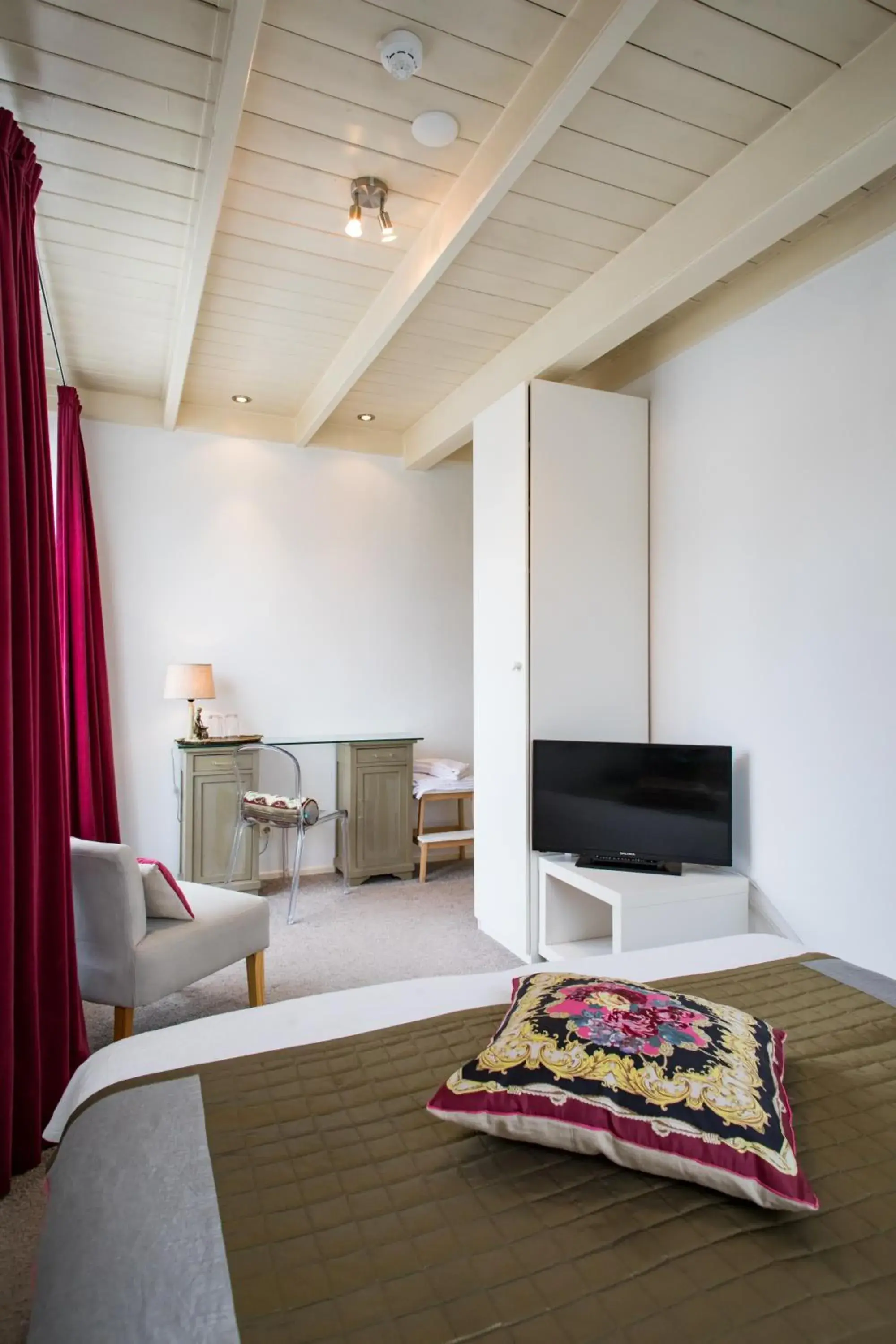 Double Room - single occupancy in Hotel Restaurant Taverne Double Room - single occupancy in Hotel Restaurant Taverne