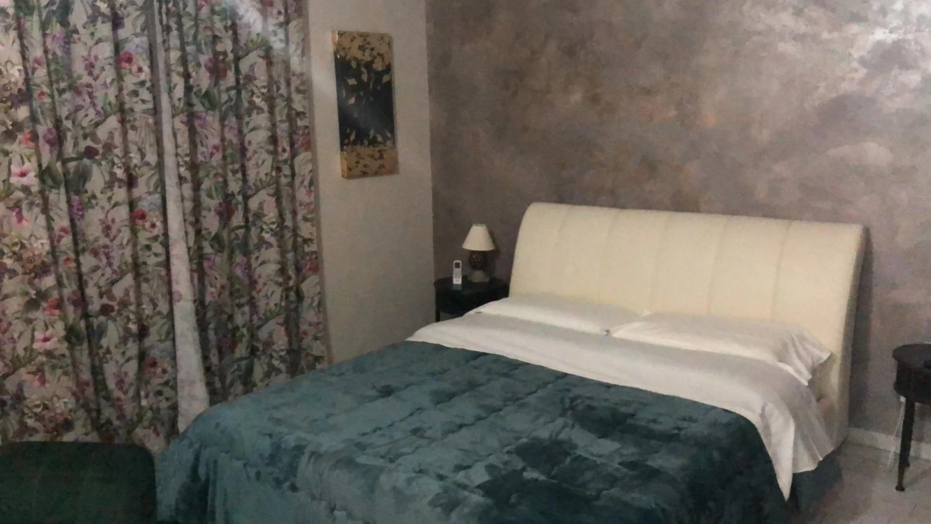 Bed in Palazzo Liberty