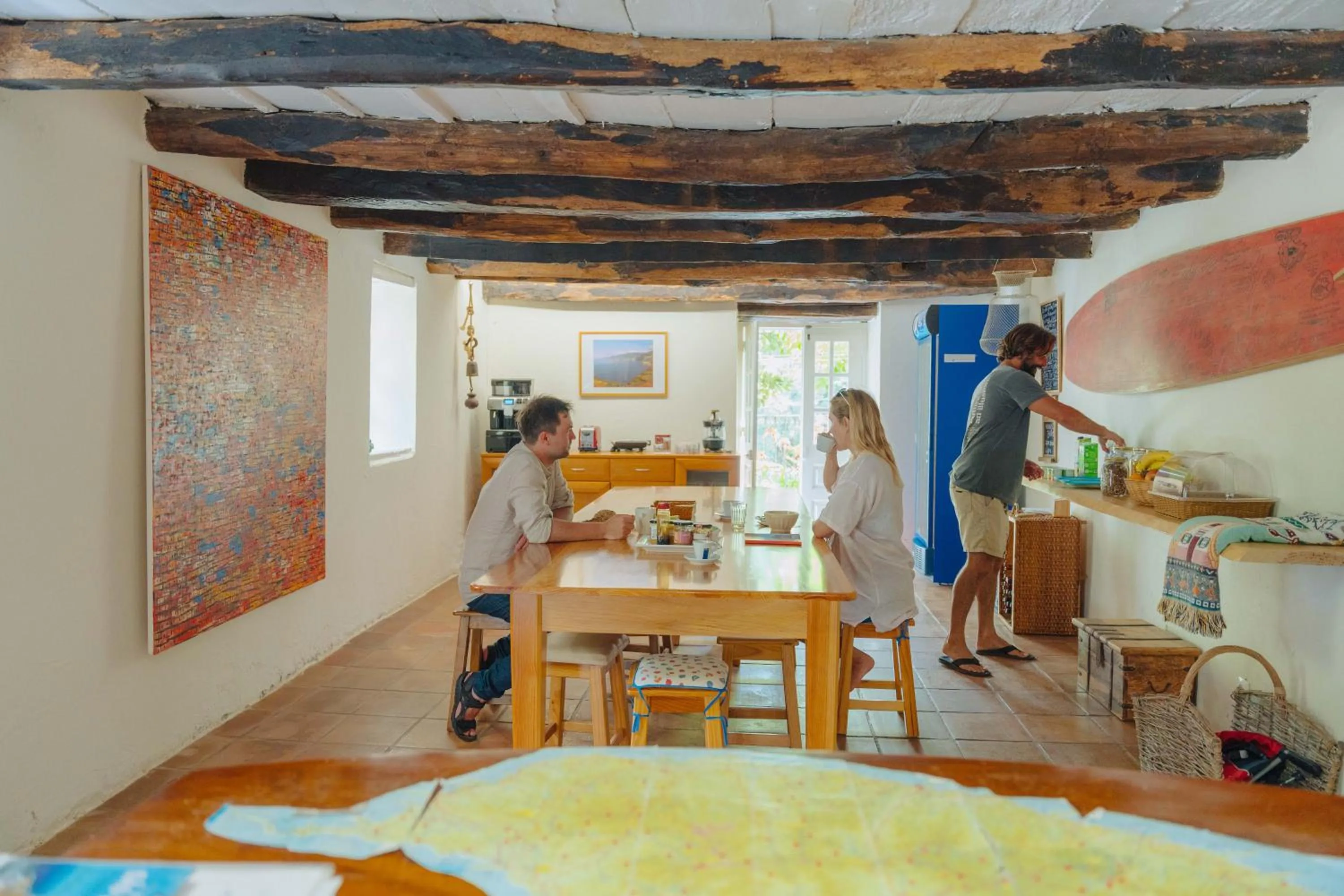 Dining area in Madeira Surf Lodge