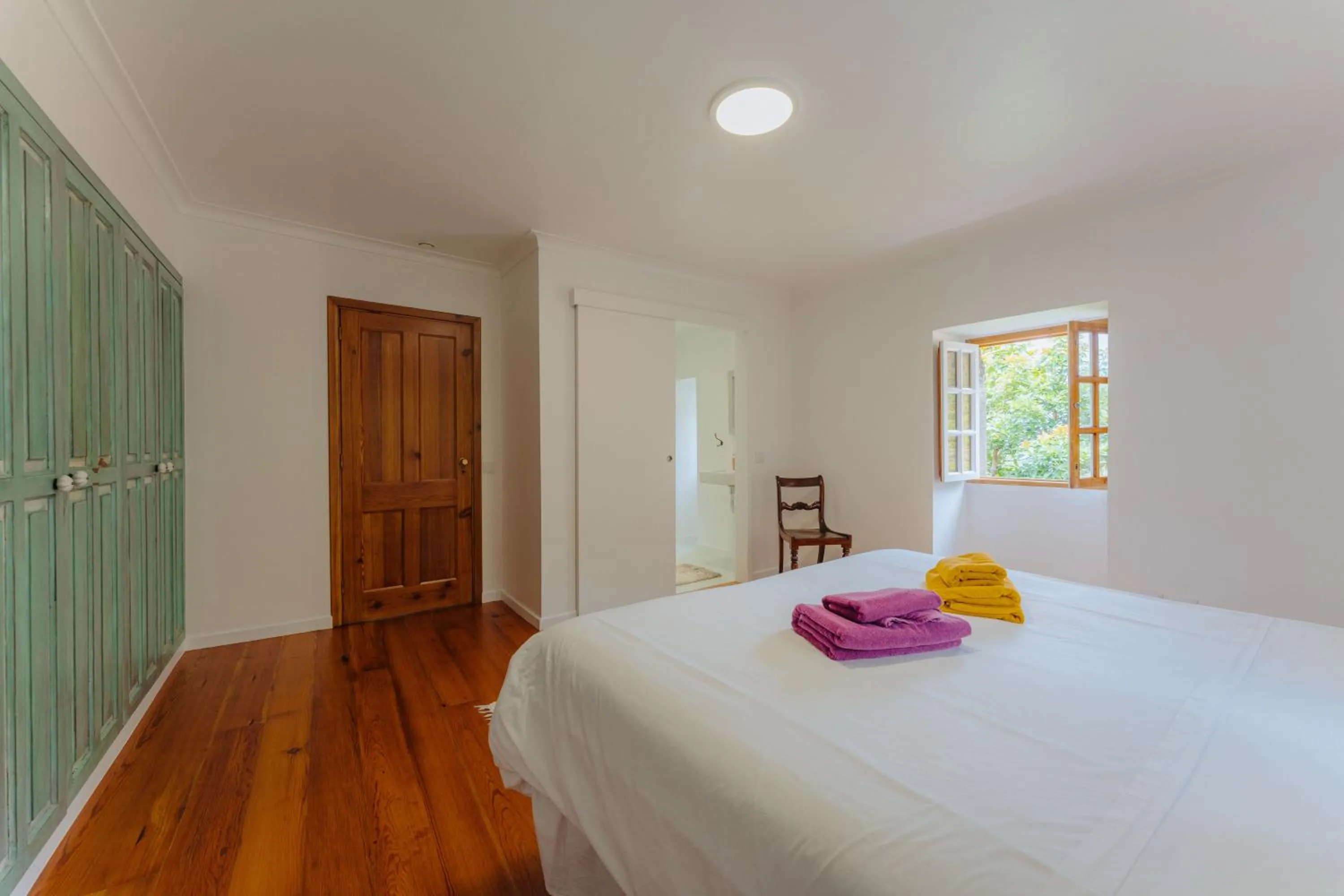 Bed in Madeira Surf Lodge