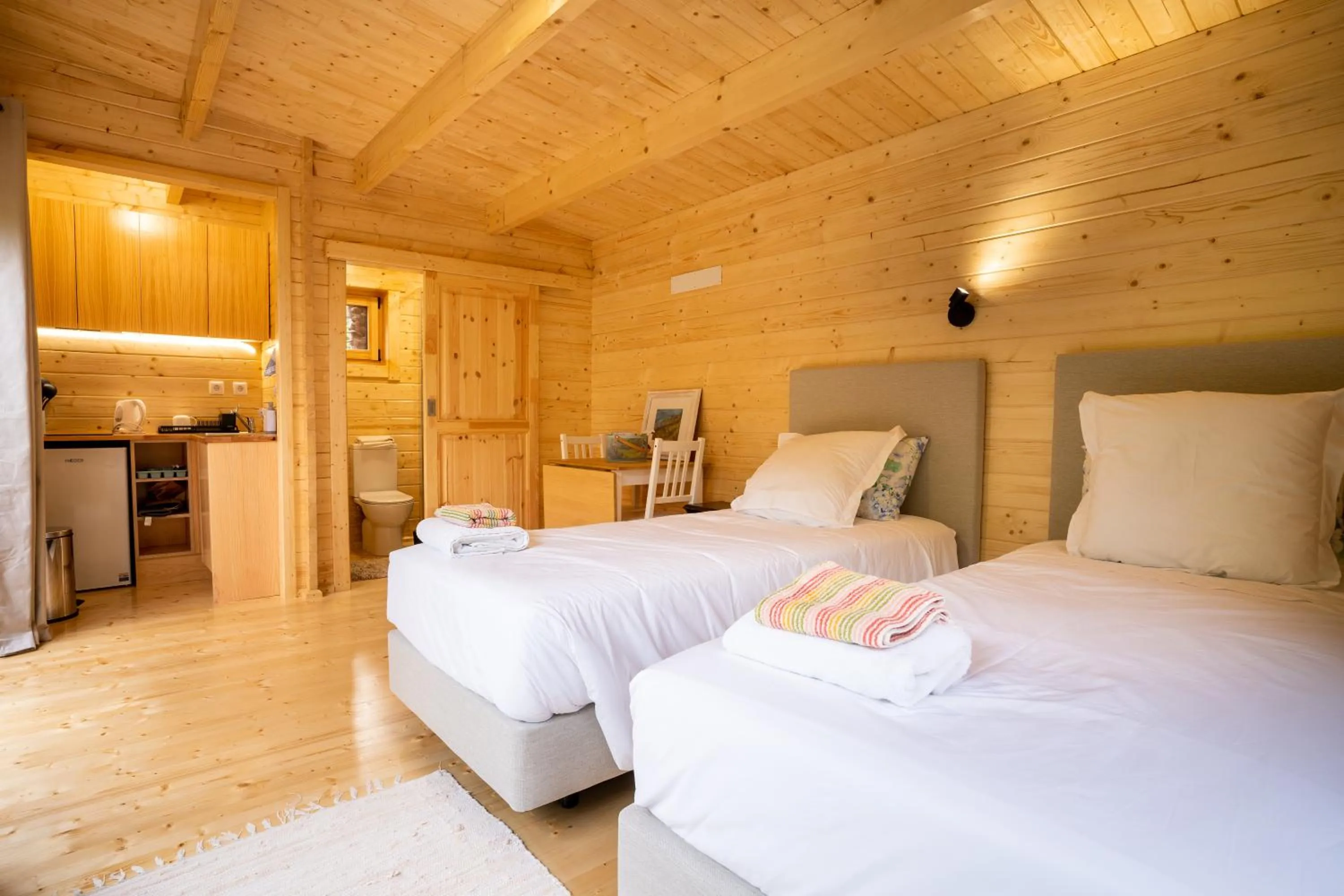 Photo of the whole room, Bed in Madeira Surf Lodge