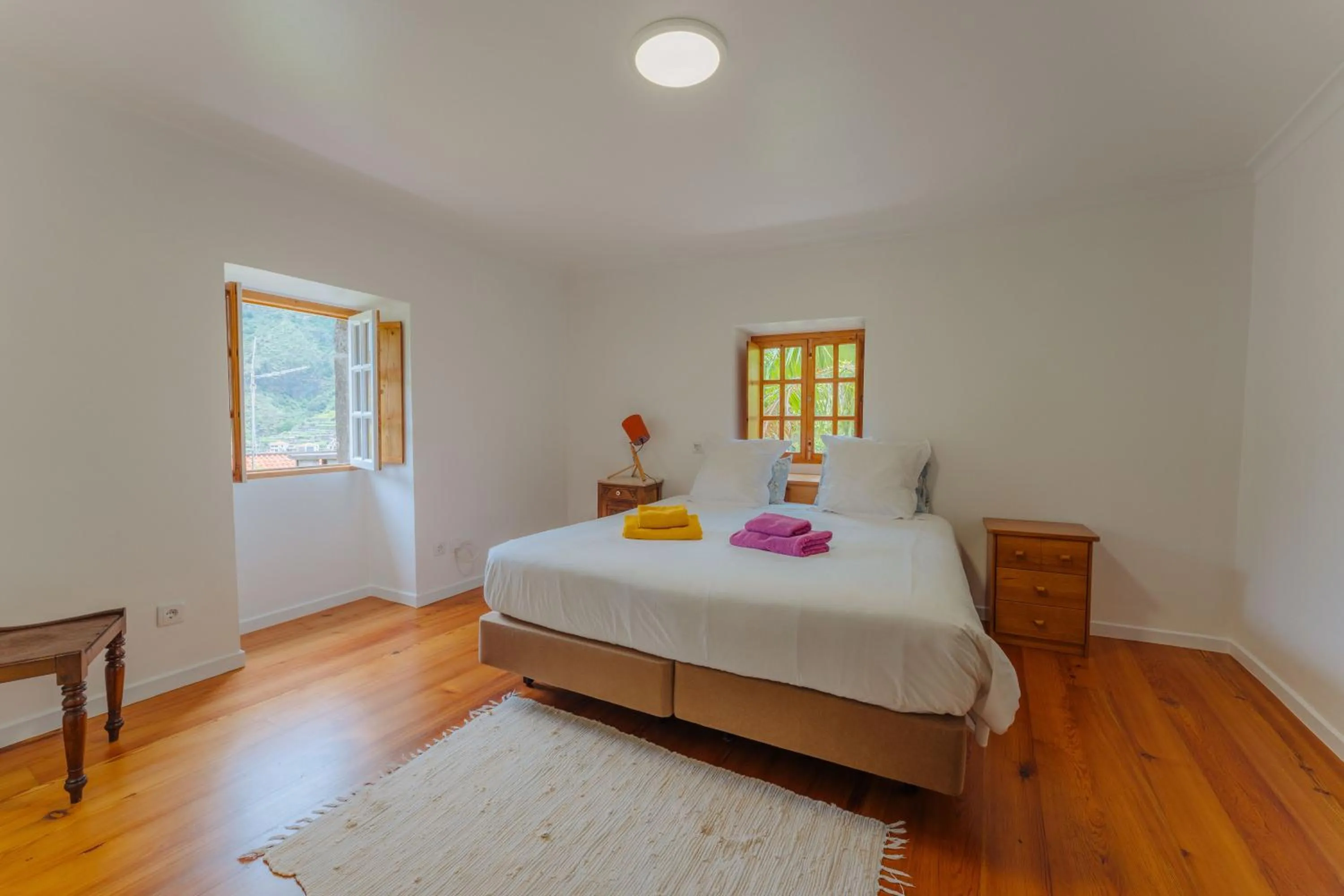 Bed in Madeira Surf Lodge