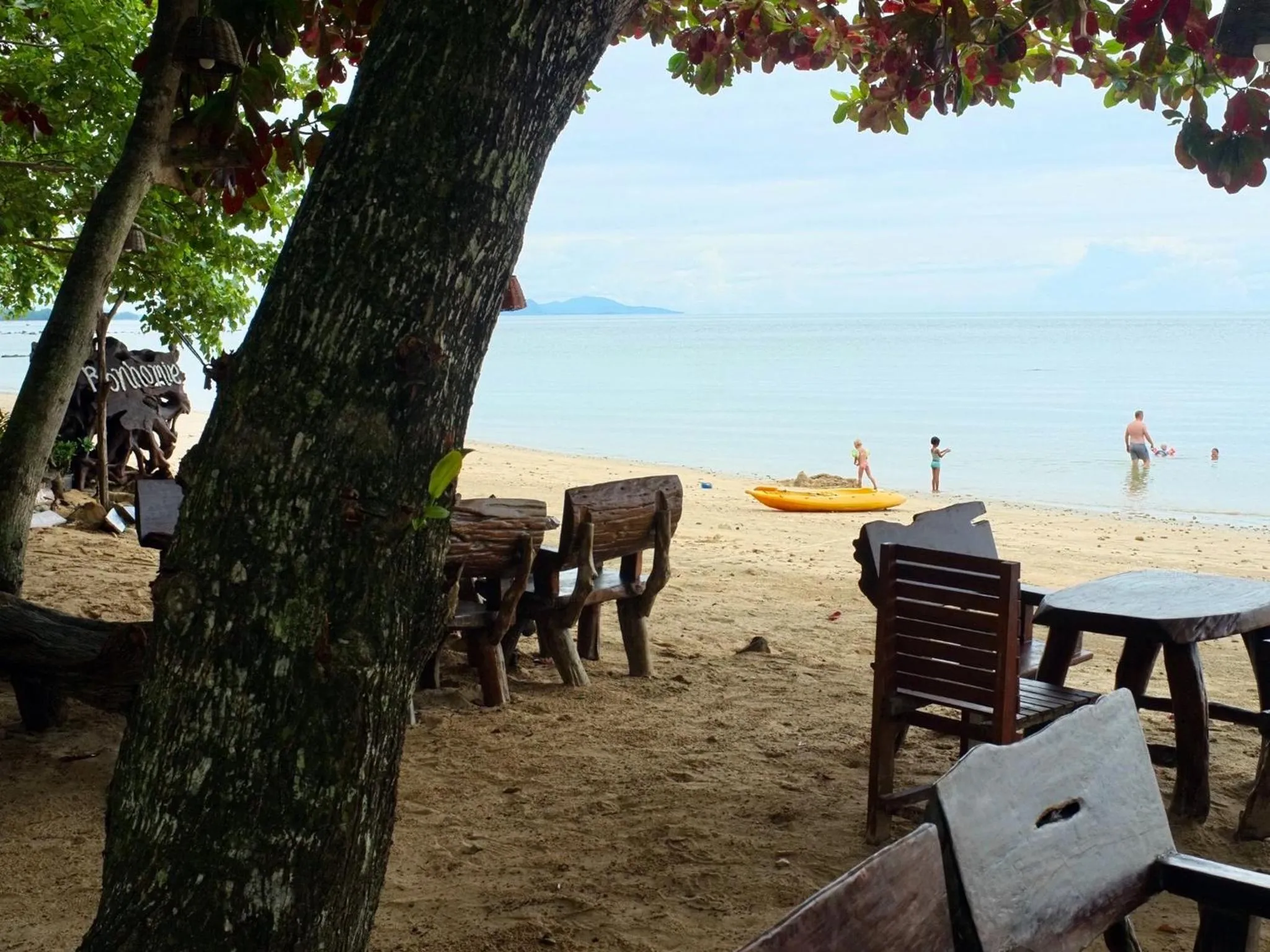 Property building in Bonhomie Beach Cottage