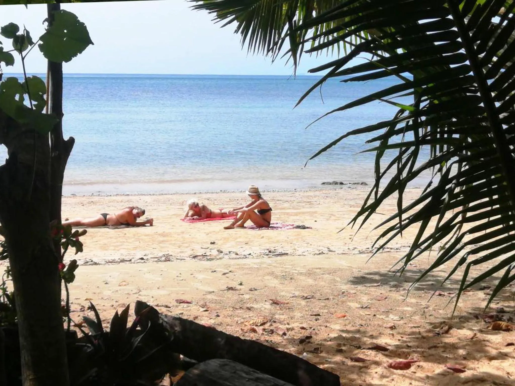 People in Bonhomie Beach Cottage