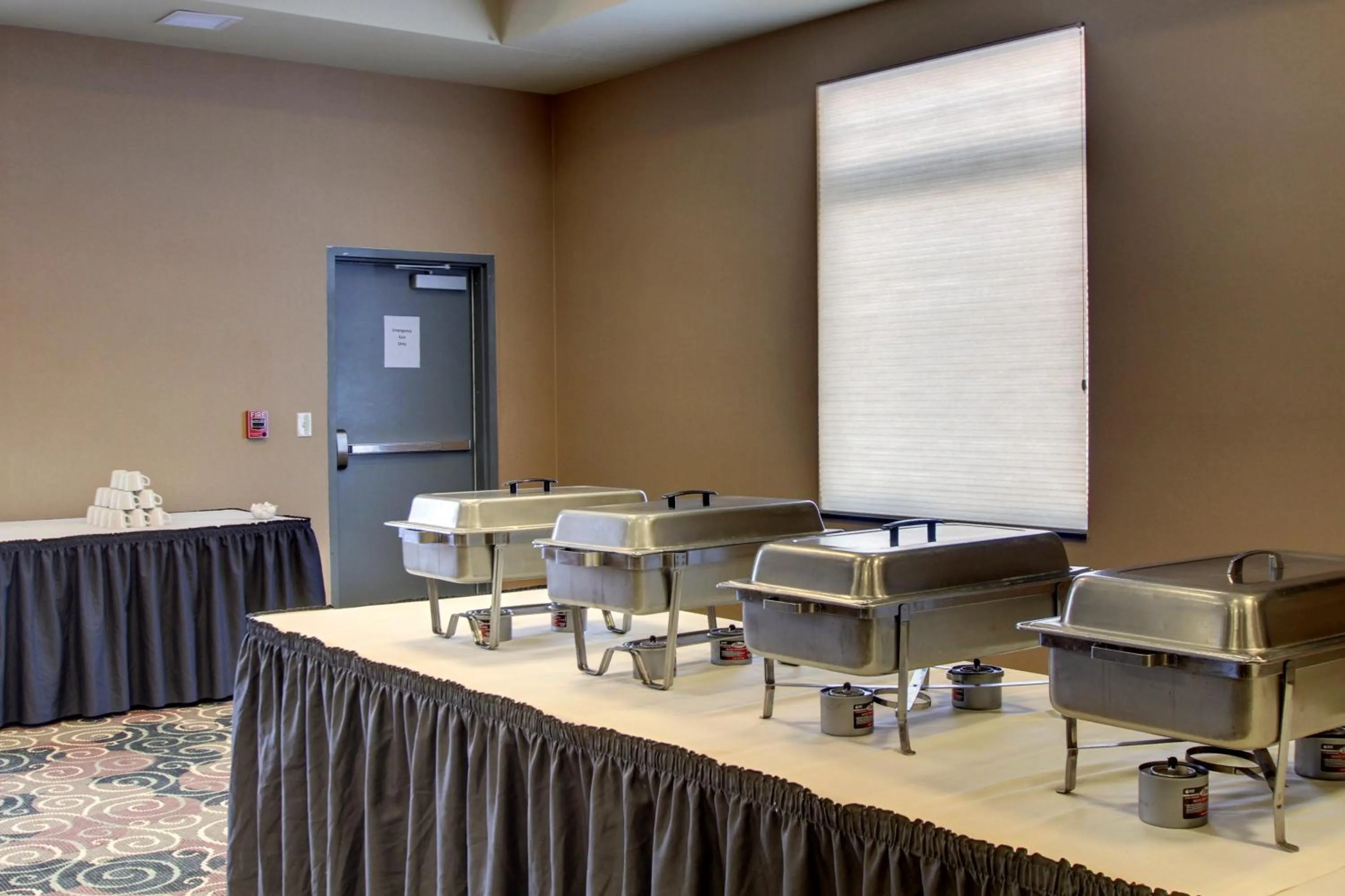 Cobblestone Inn & Suites - Bottineau