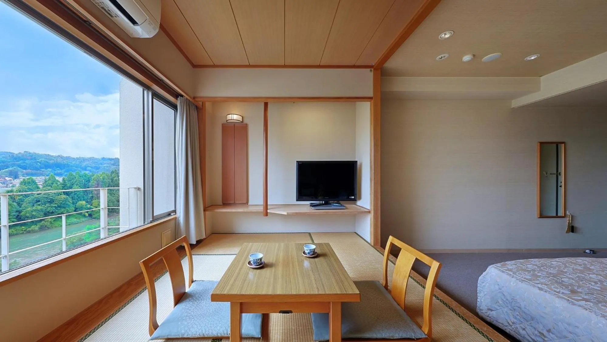 Photo of the whole room in Hotel Symphony Annex Sagae Onsen