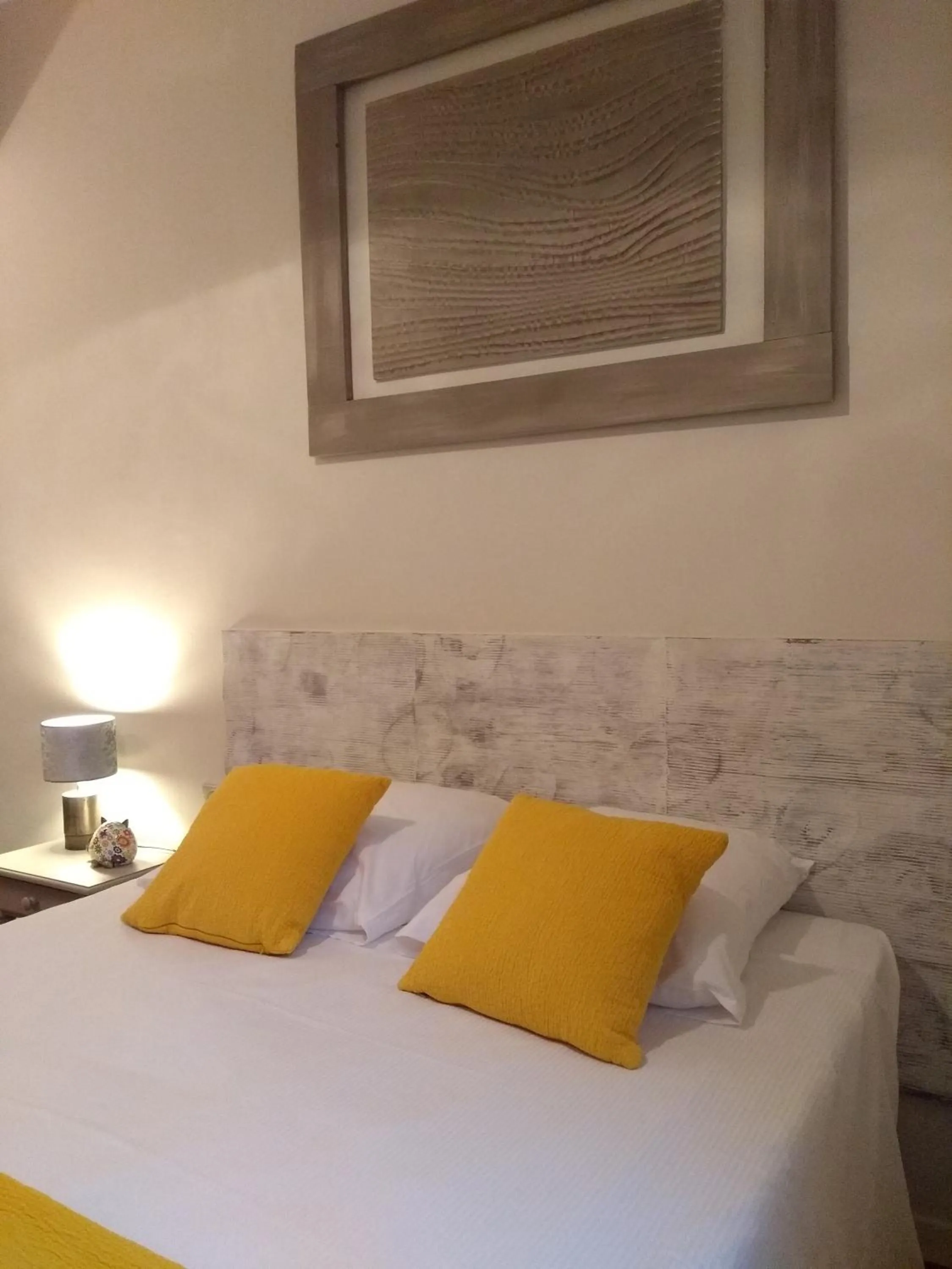 Bed in Mas de Camejean