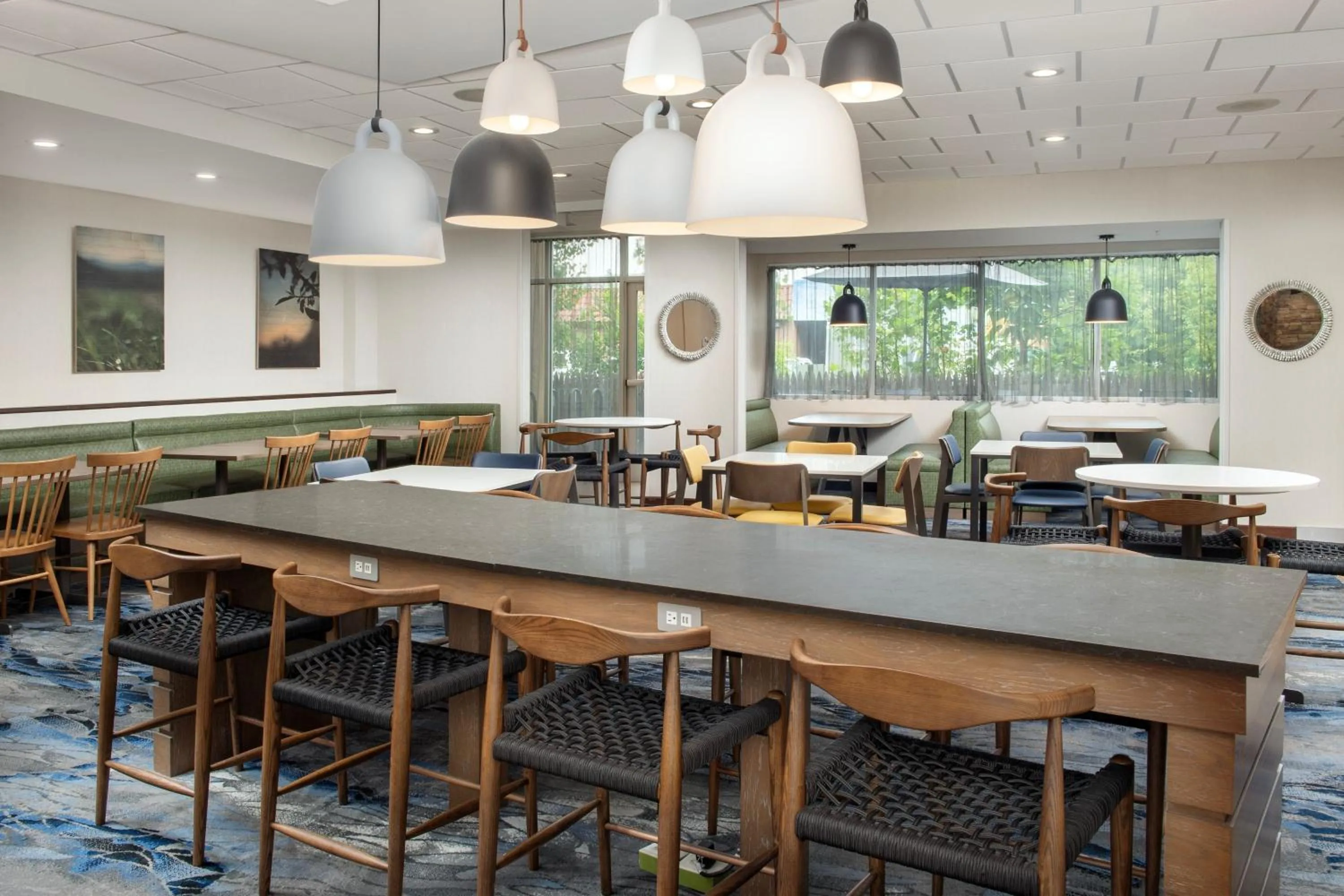 Breakfast in Fairfield Inn & Suites by Marriott Ithaca