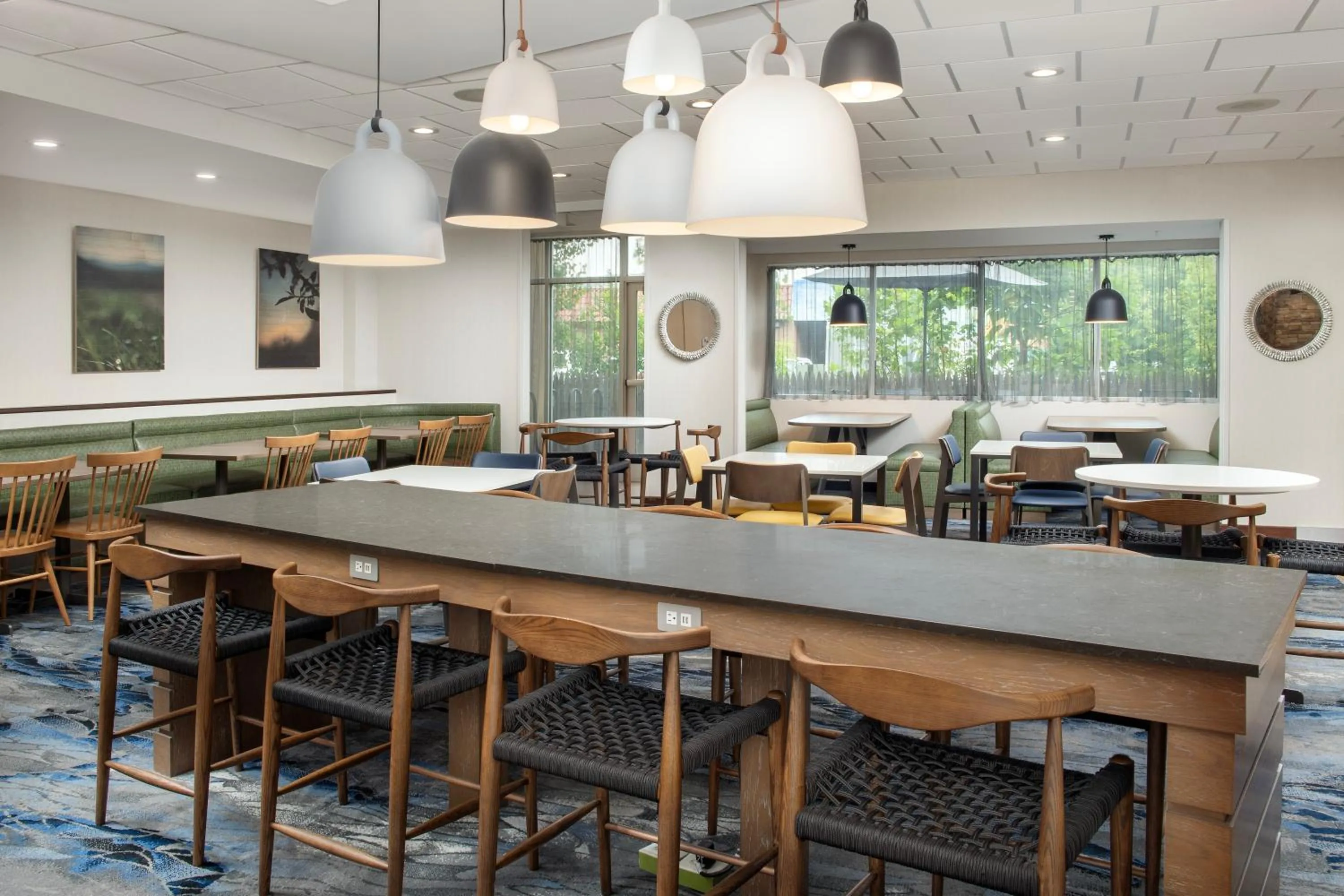 Breakfast in Fairfield Inn & Suites by Marriott Ithaca