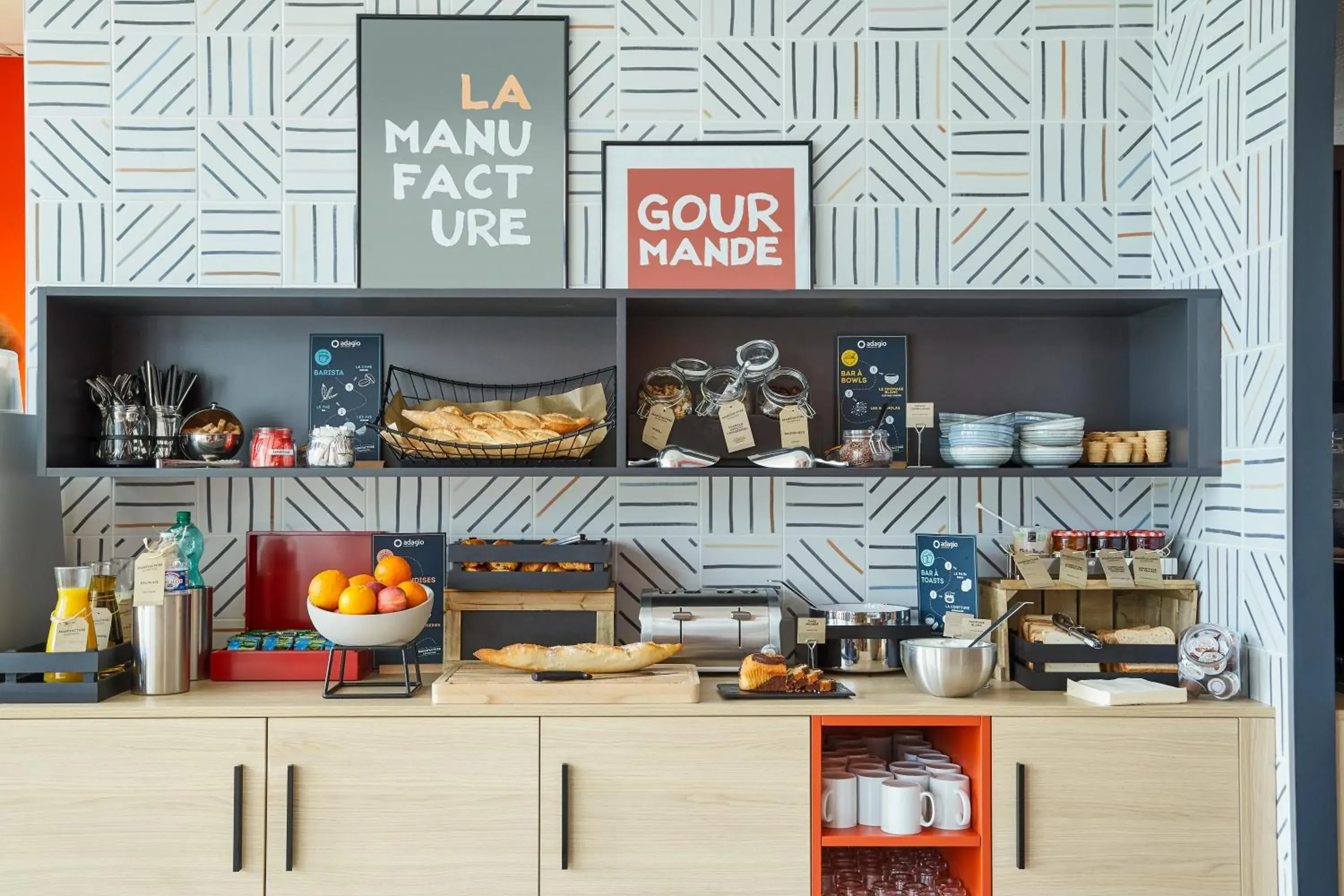 Breakfast in Aparthotel Adagio Access Avignon Breakfast in Aparthotel Adagio Access Avignon