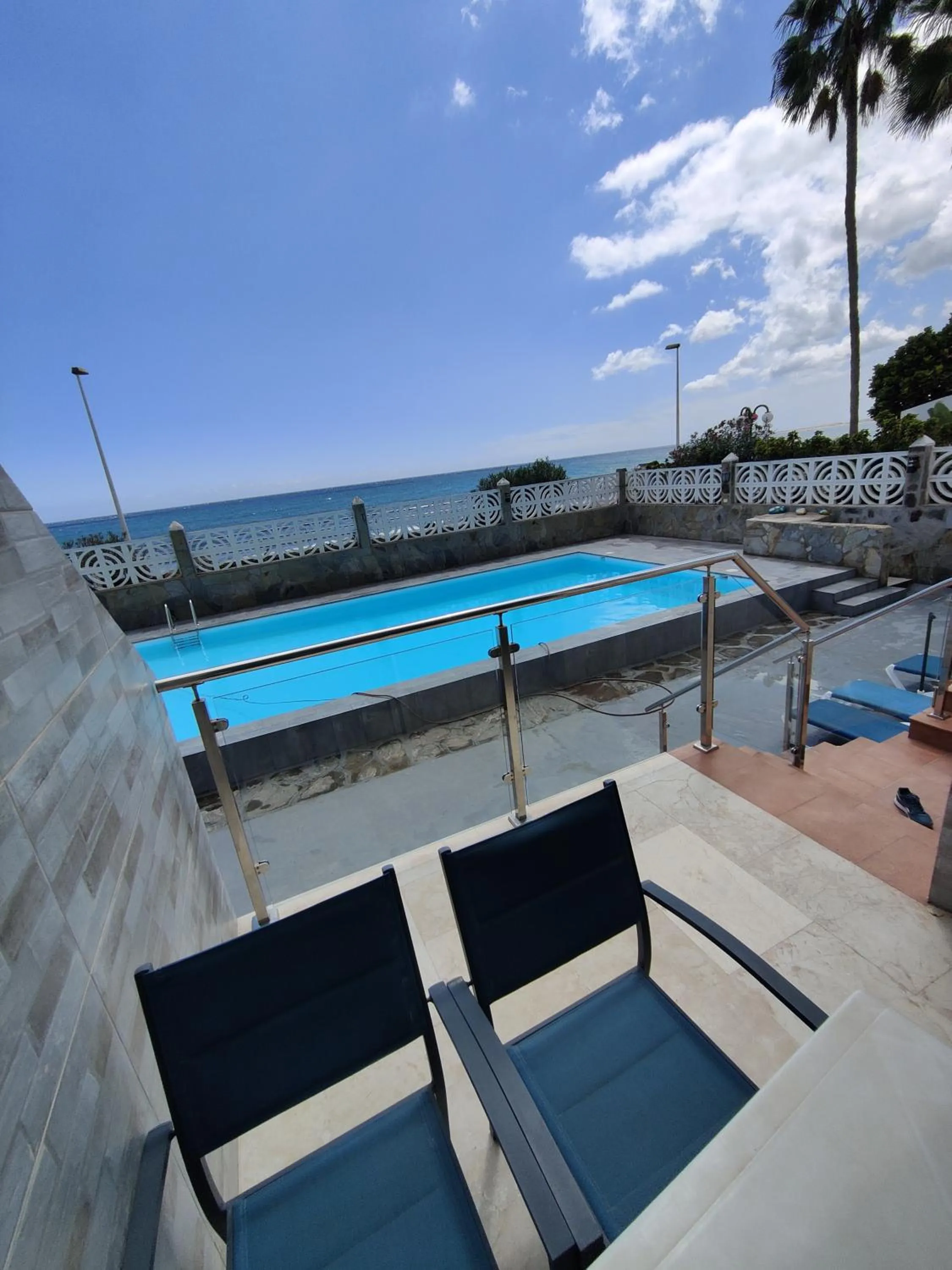 Pool view in Los Nidos