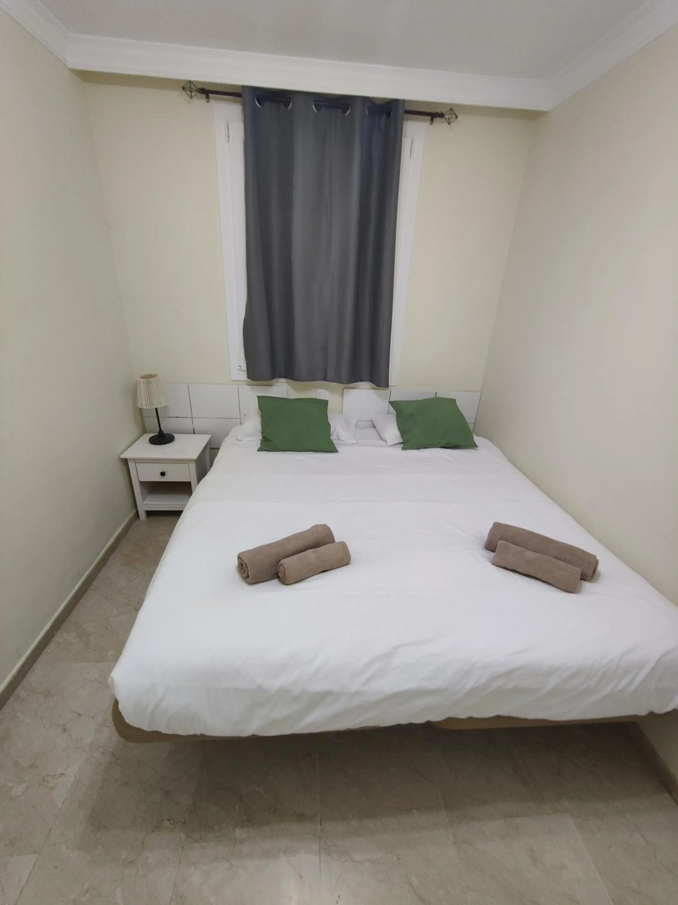 Bed in Los Nidos