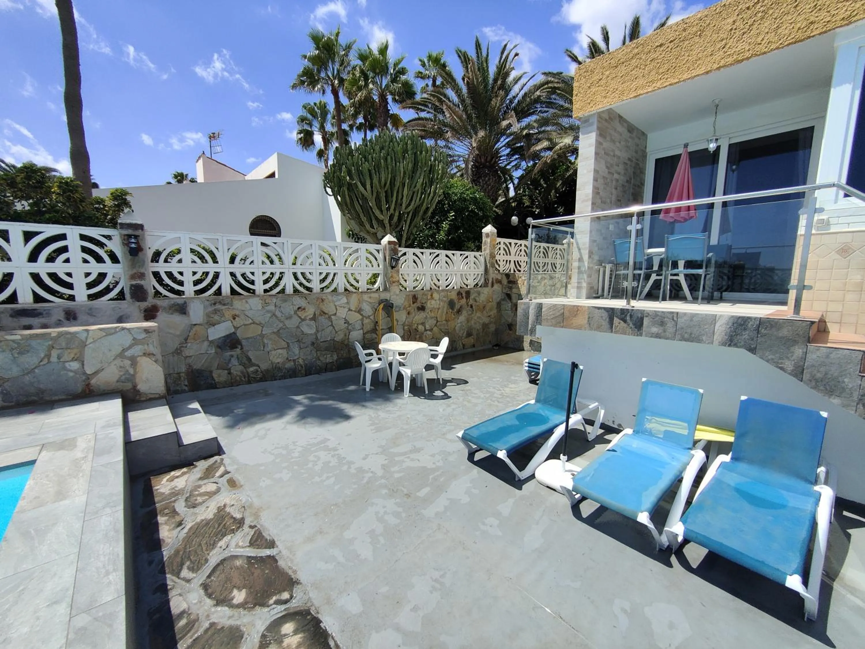Balcony/Terrace in Los Nidos