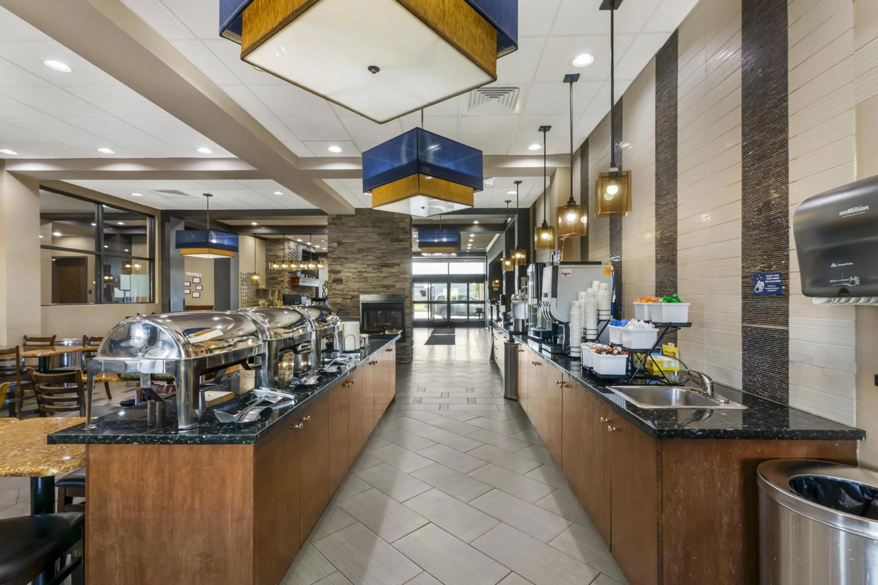 Breakfast in Best Western Plus Williston Hotel & Suites