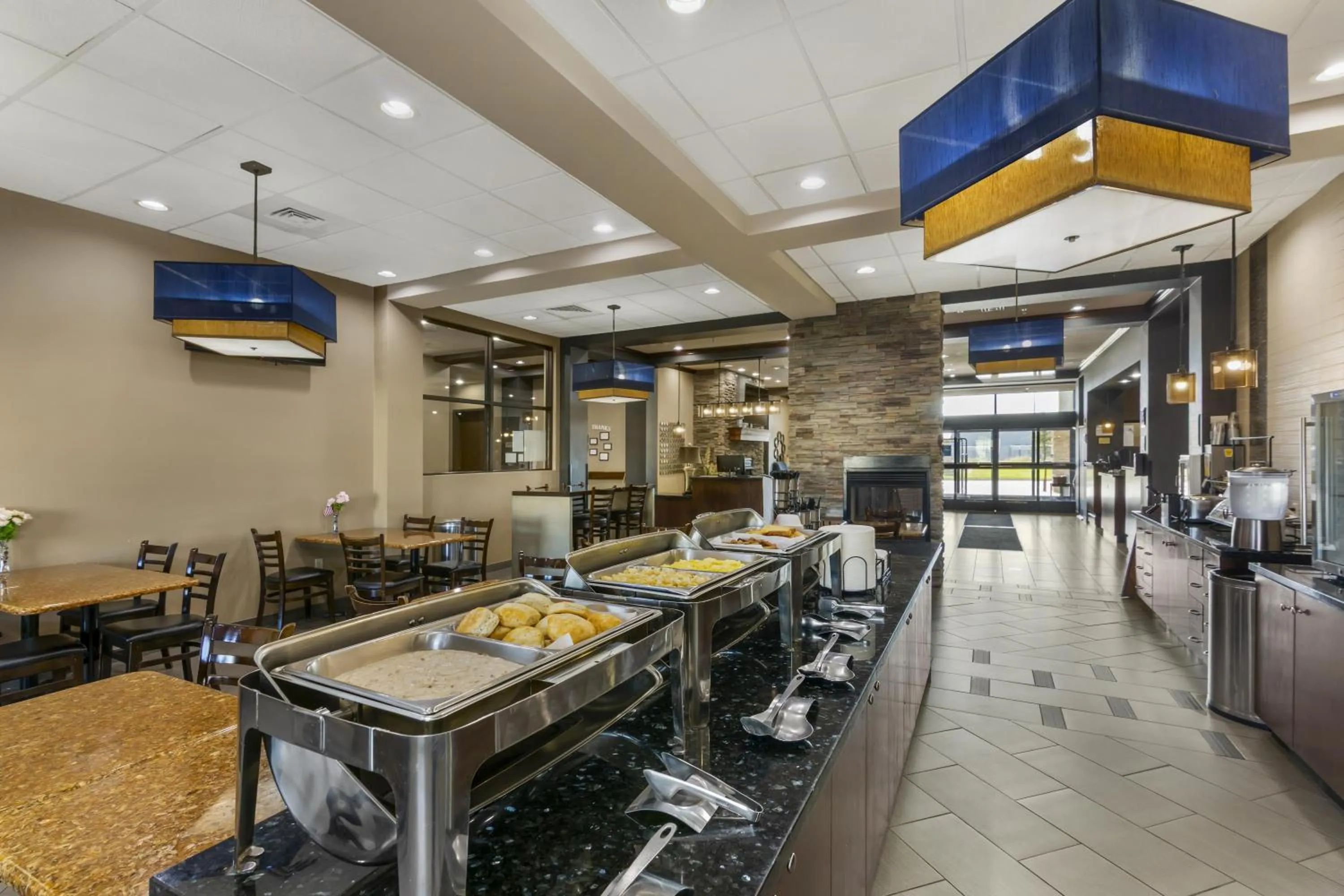Breakfast in Best Western Plus Williston Hotel & Suites