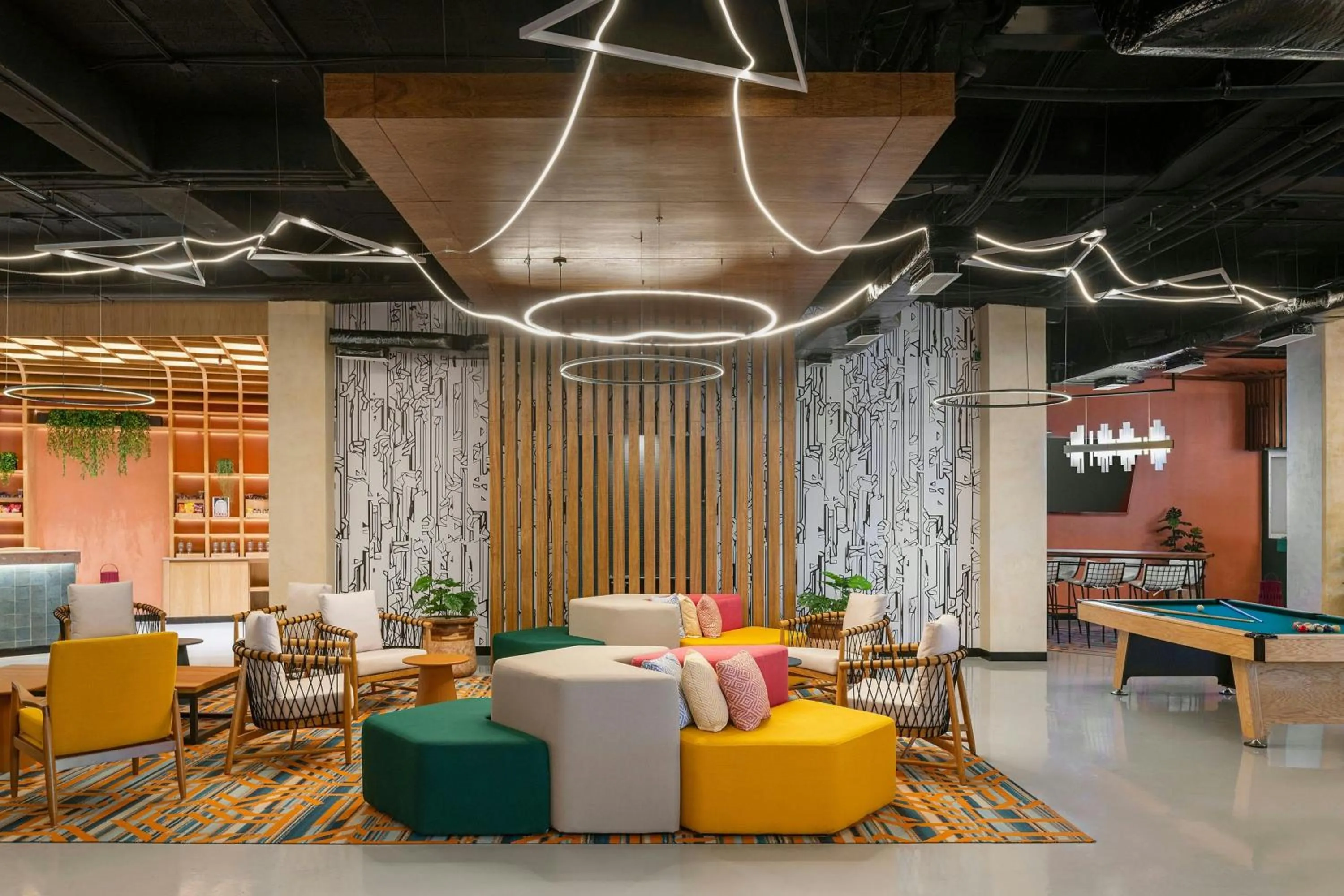 Restaurant/places to eat in Aloft Cancun