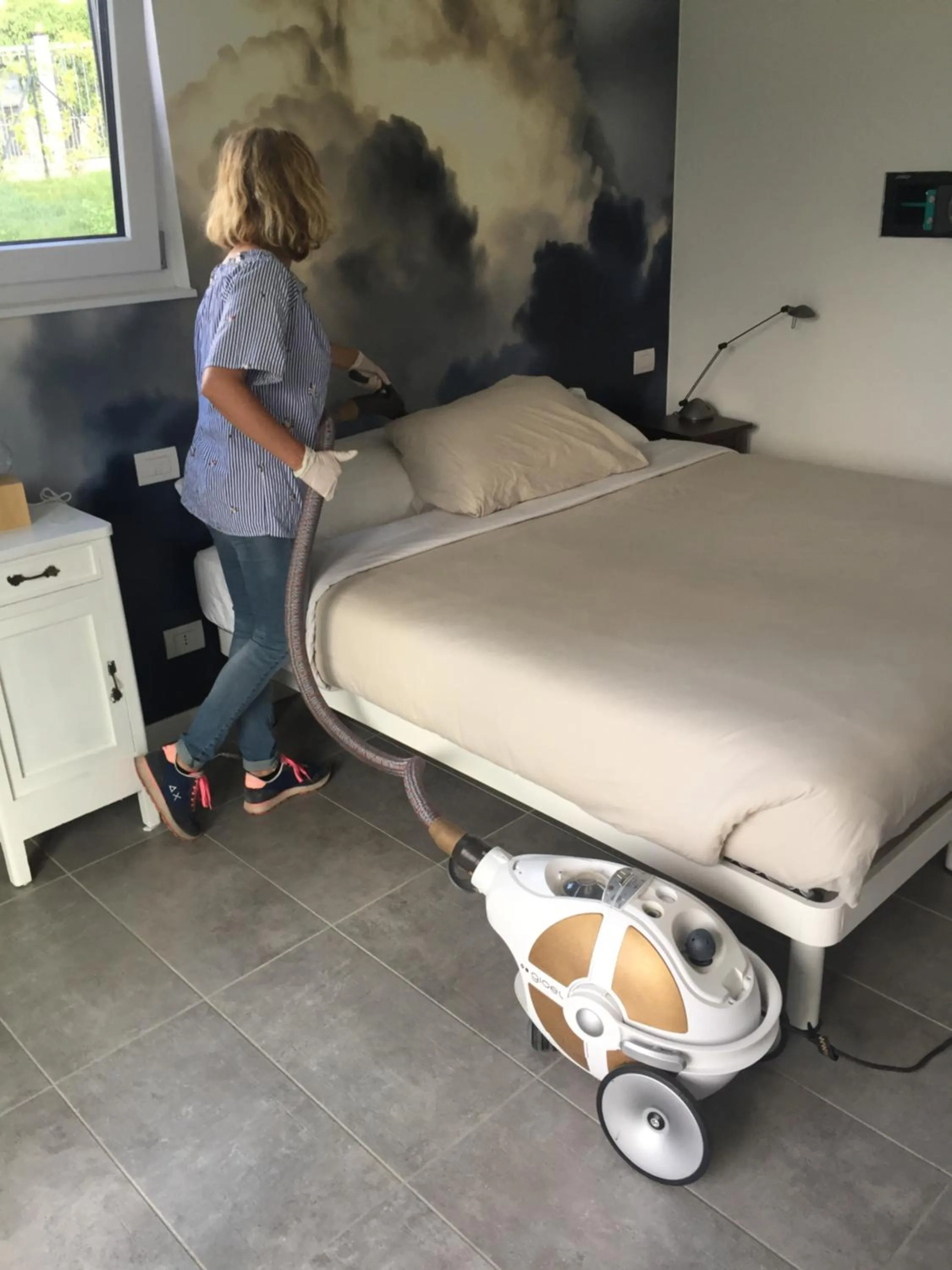 Photo of the whole room in Aqua&Co Bellagio - Eco conscious stay