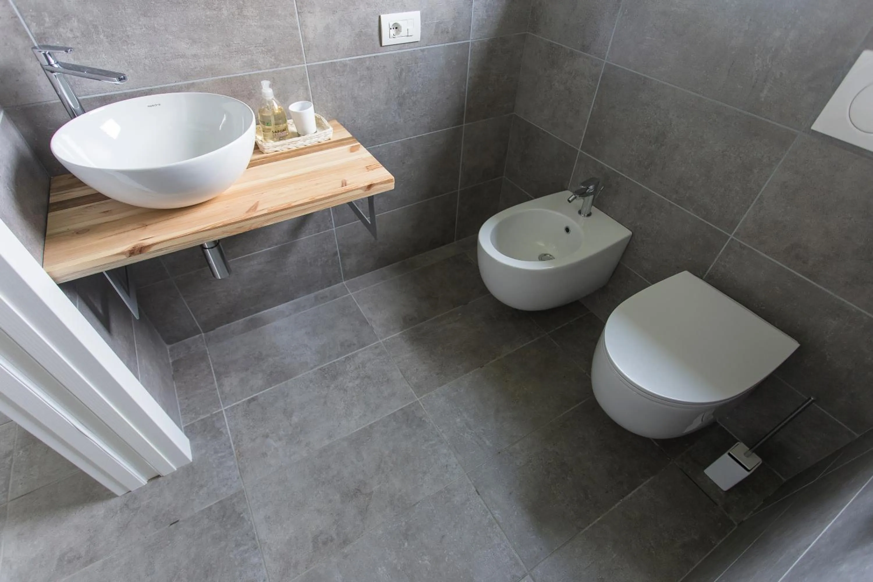 Bathroom in Aqua&Co Bellagio - Eco conscious stay