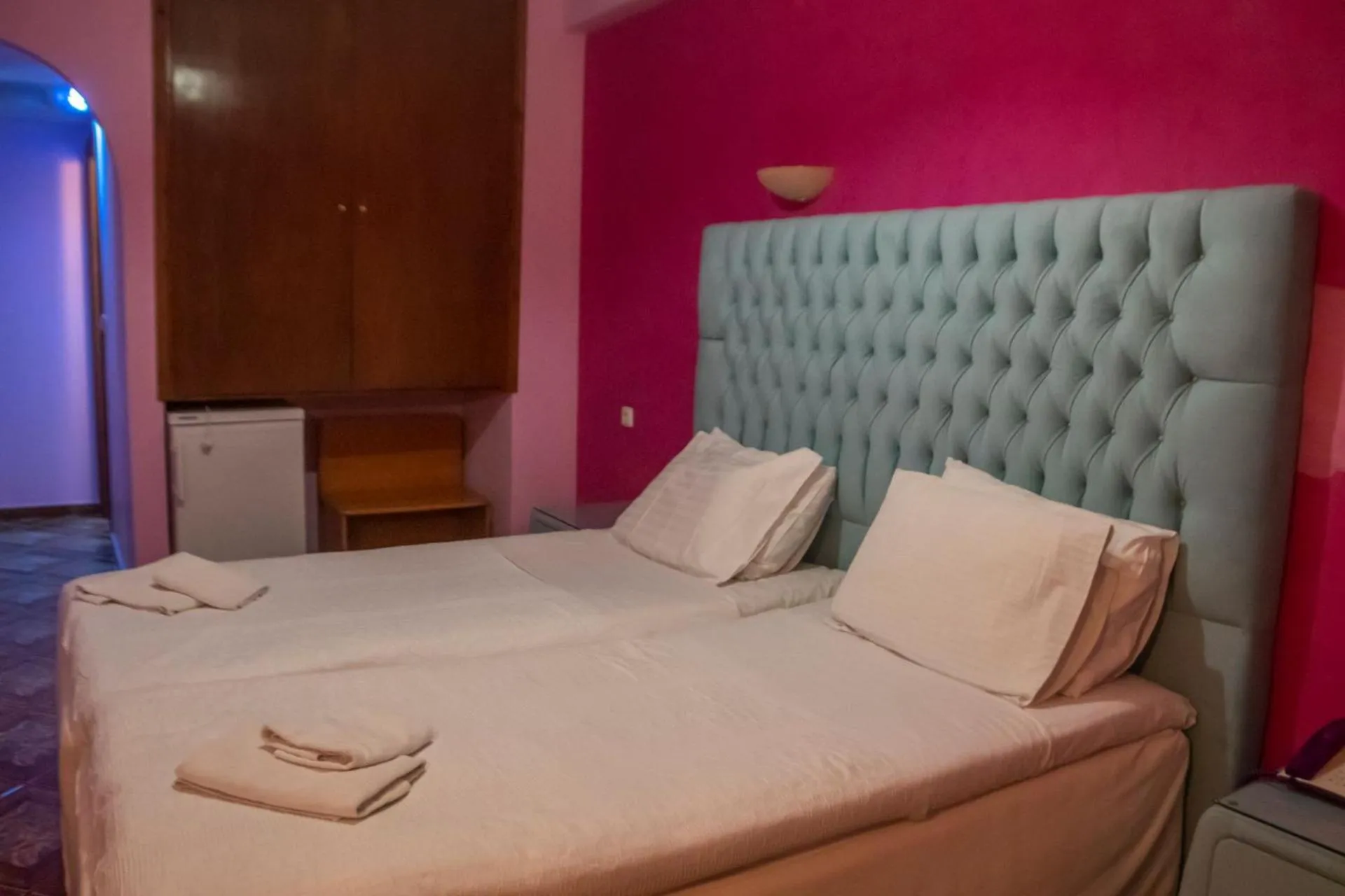 Bed in Hotel Astoria