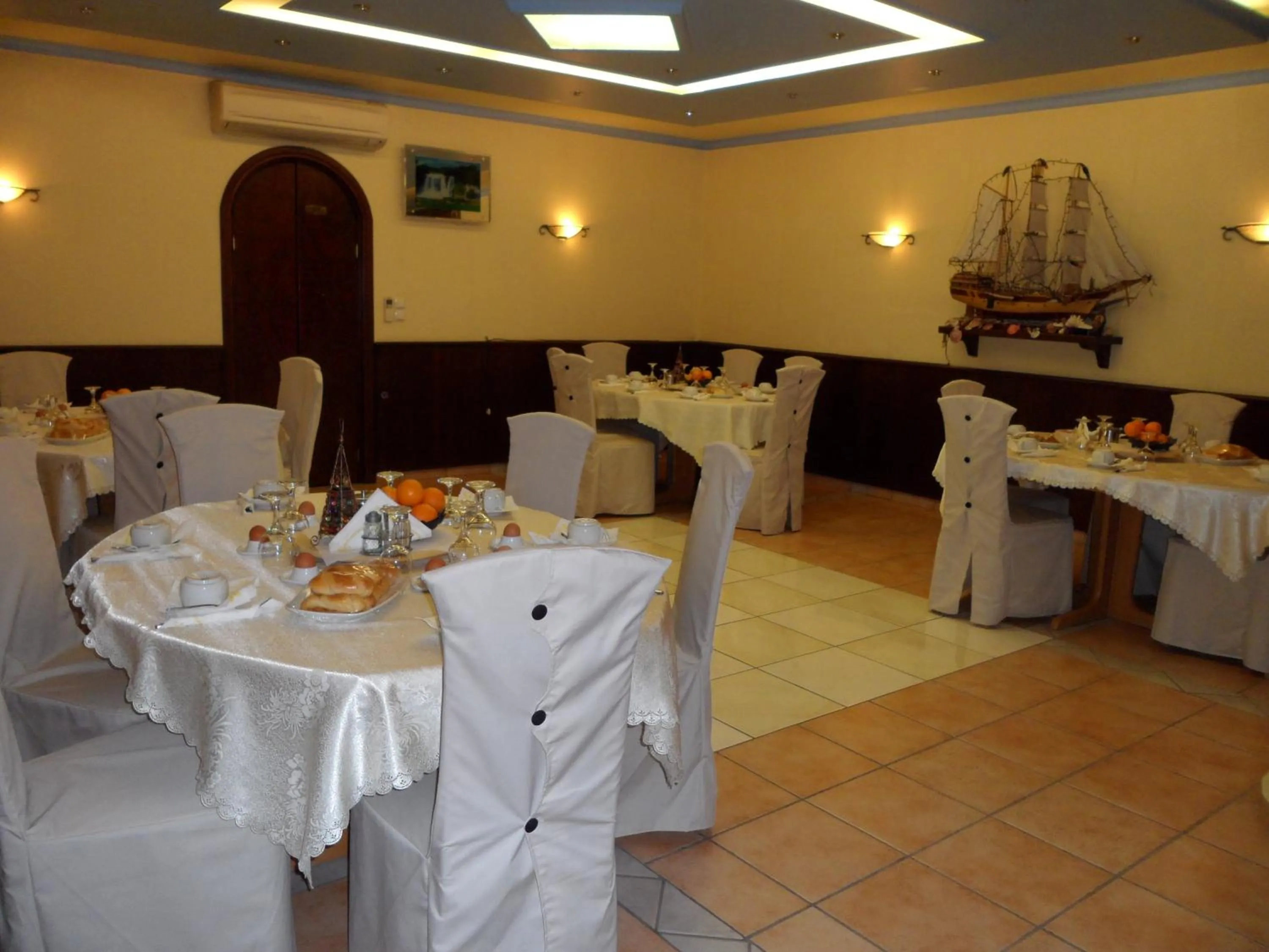 Banquet/Function facilities in Hotel Astoria