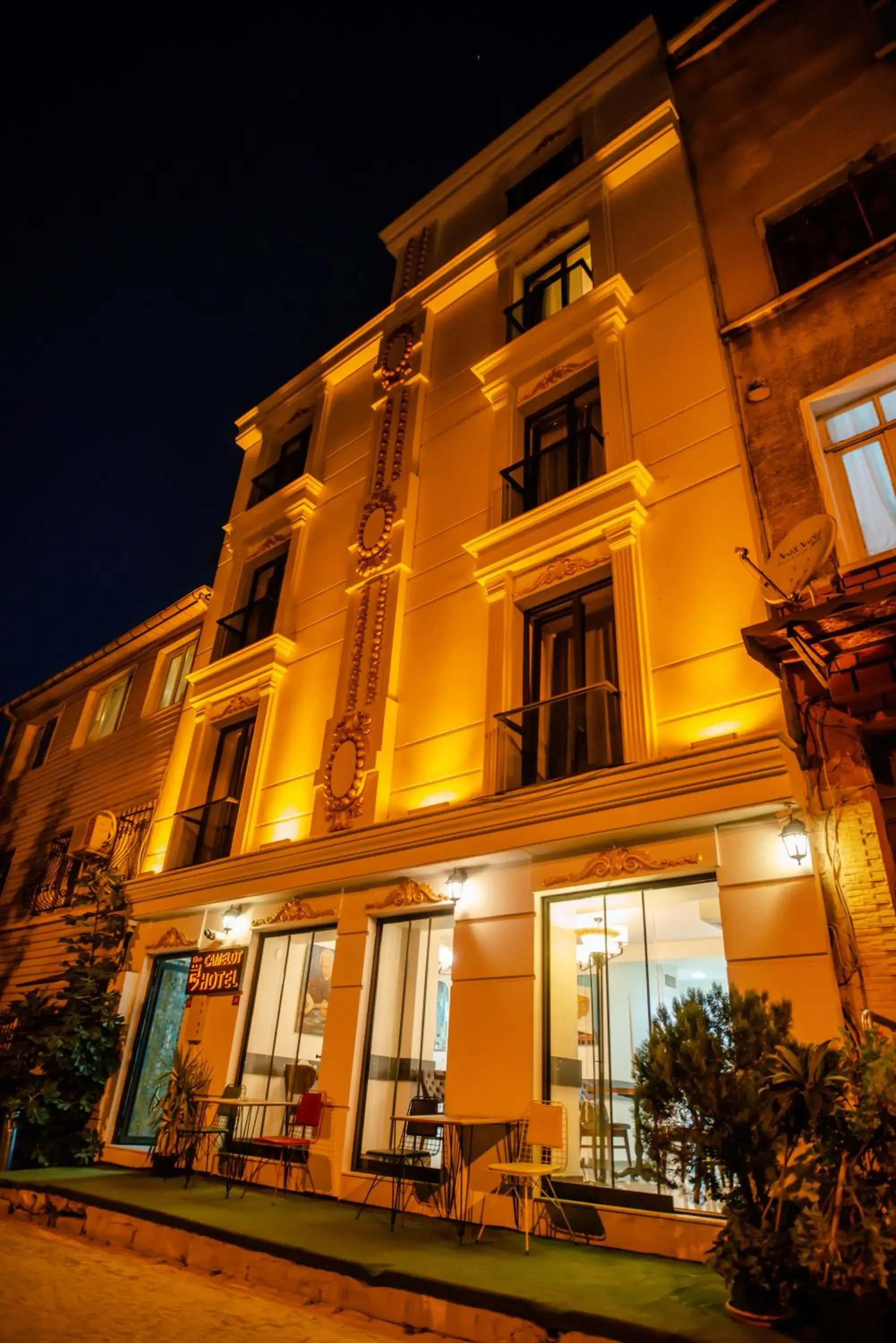 Facade/entrance in The Camelot Hotel Facade/entrance in The Camelot Hotel