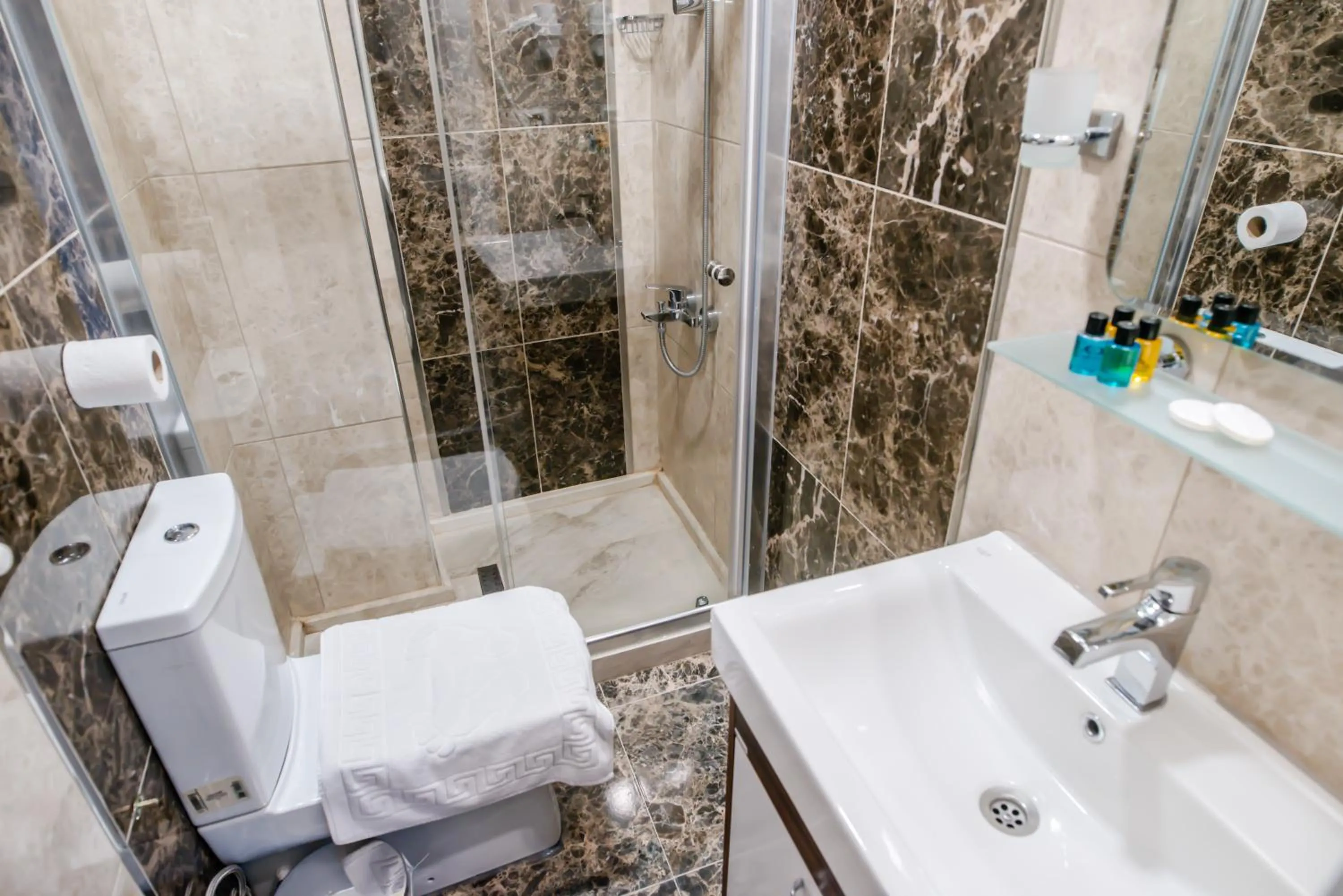 Bathroom in The Camelot Hotel